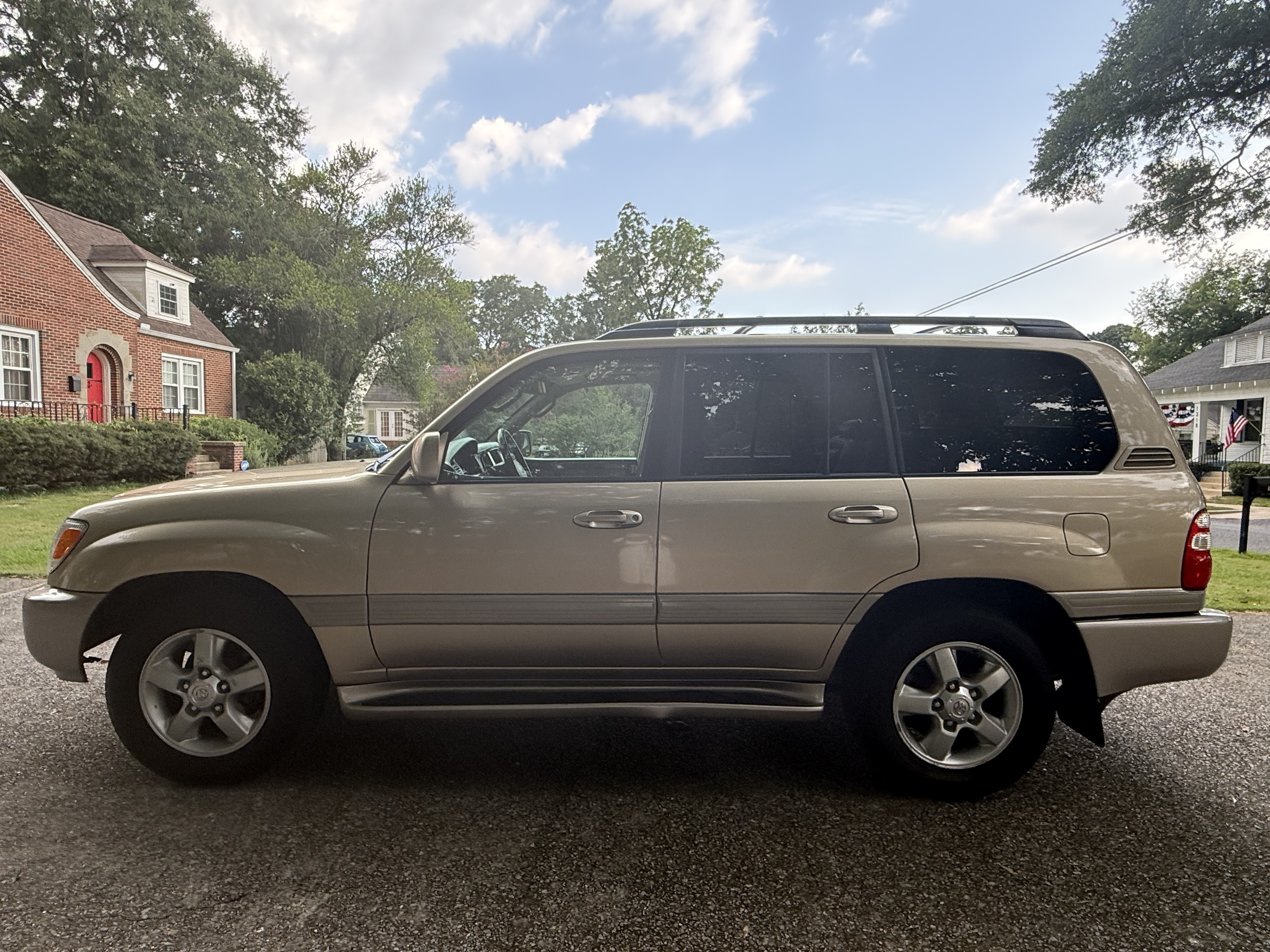 Used 2004 Toyota Land Cruiser