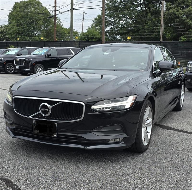 2019 Volvo S90 T5 Momentum