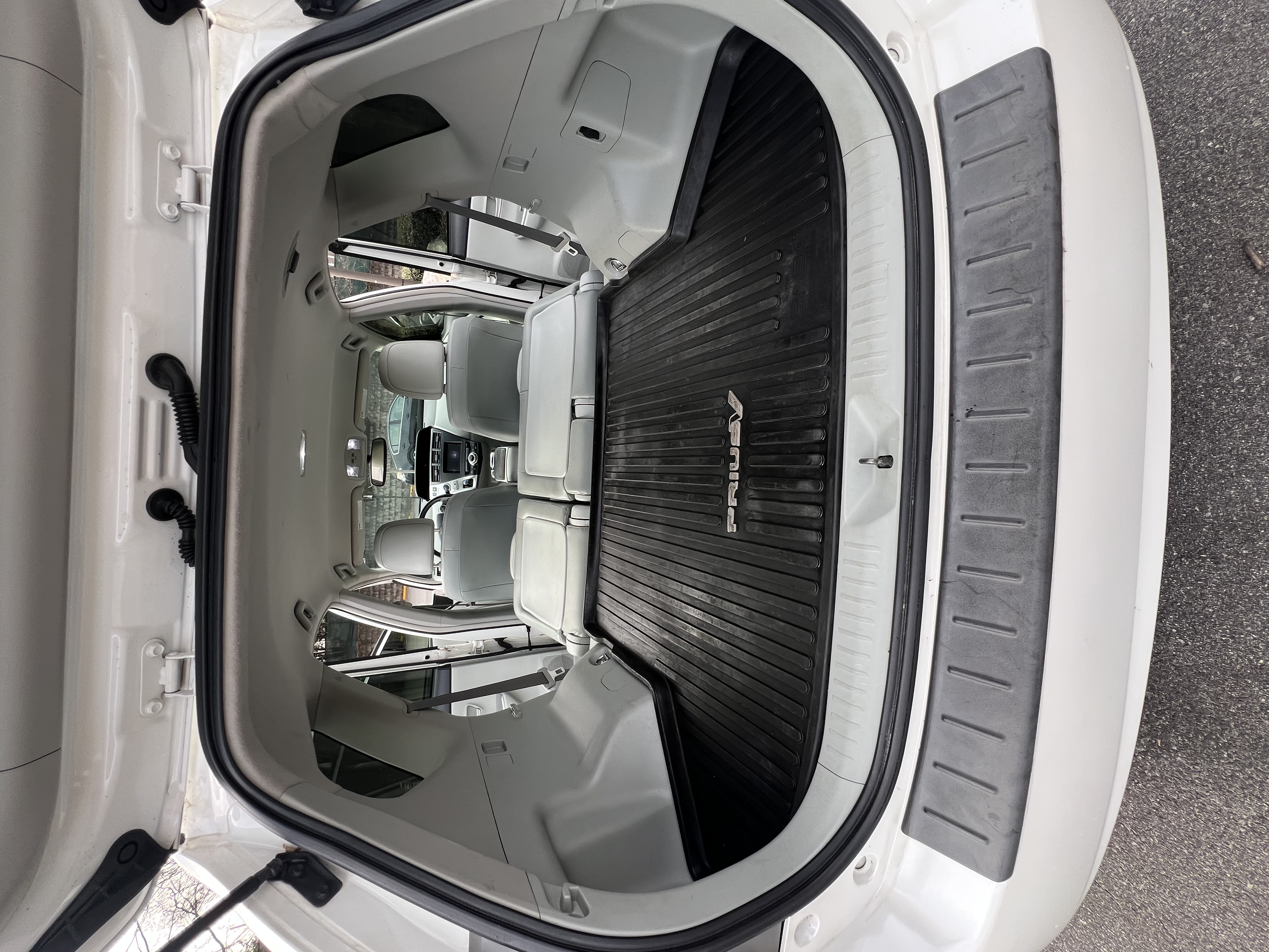 2014 Toyota Prius V Five