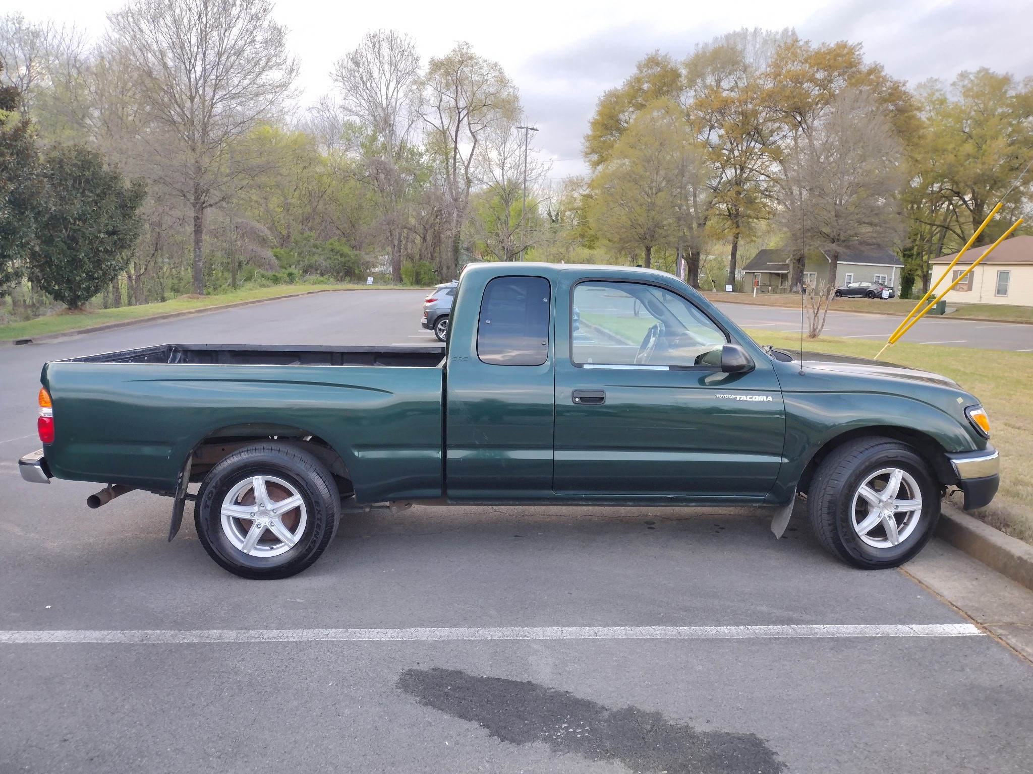 2002 Toyota Tacoma 2WD Xtracab
