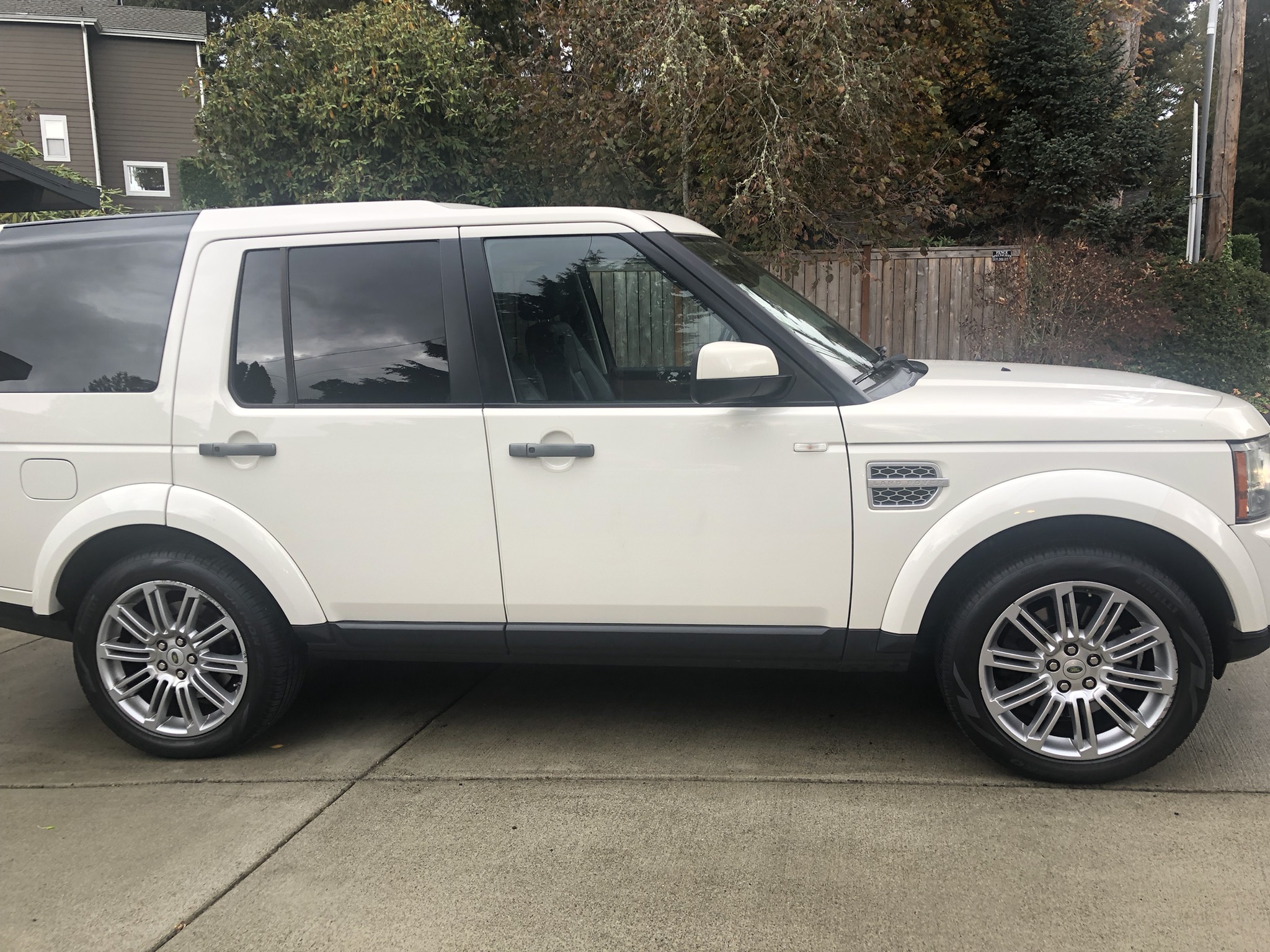 Used 2010 Land Rover LR4 HSE LUX