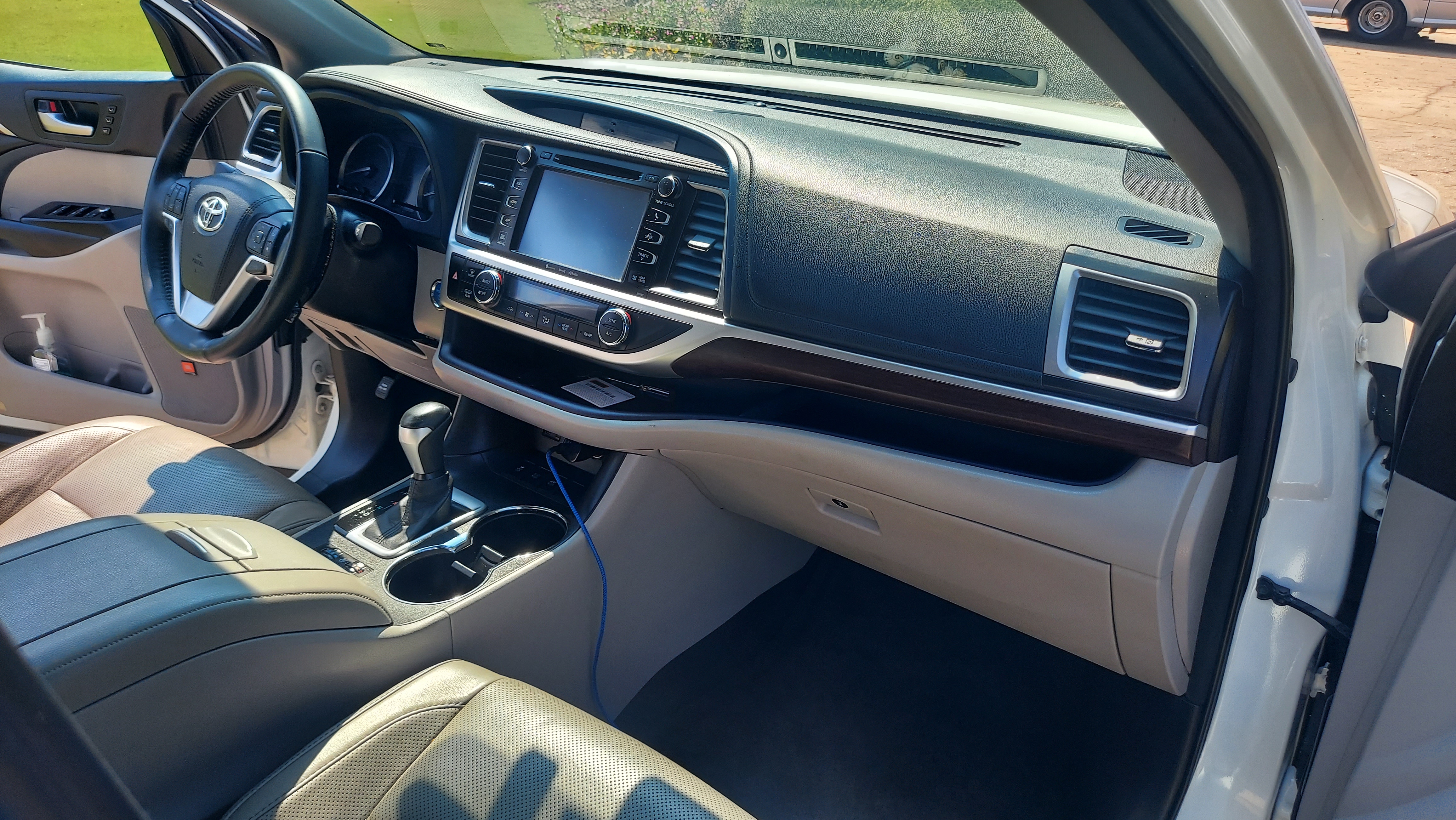 2016 Toyota Highlander Limited Platinum