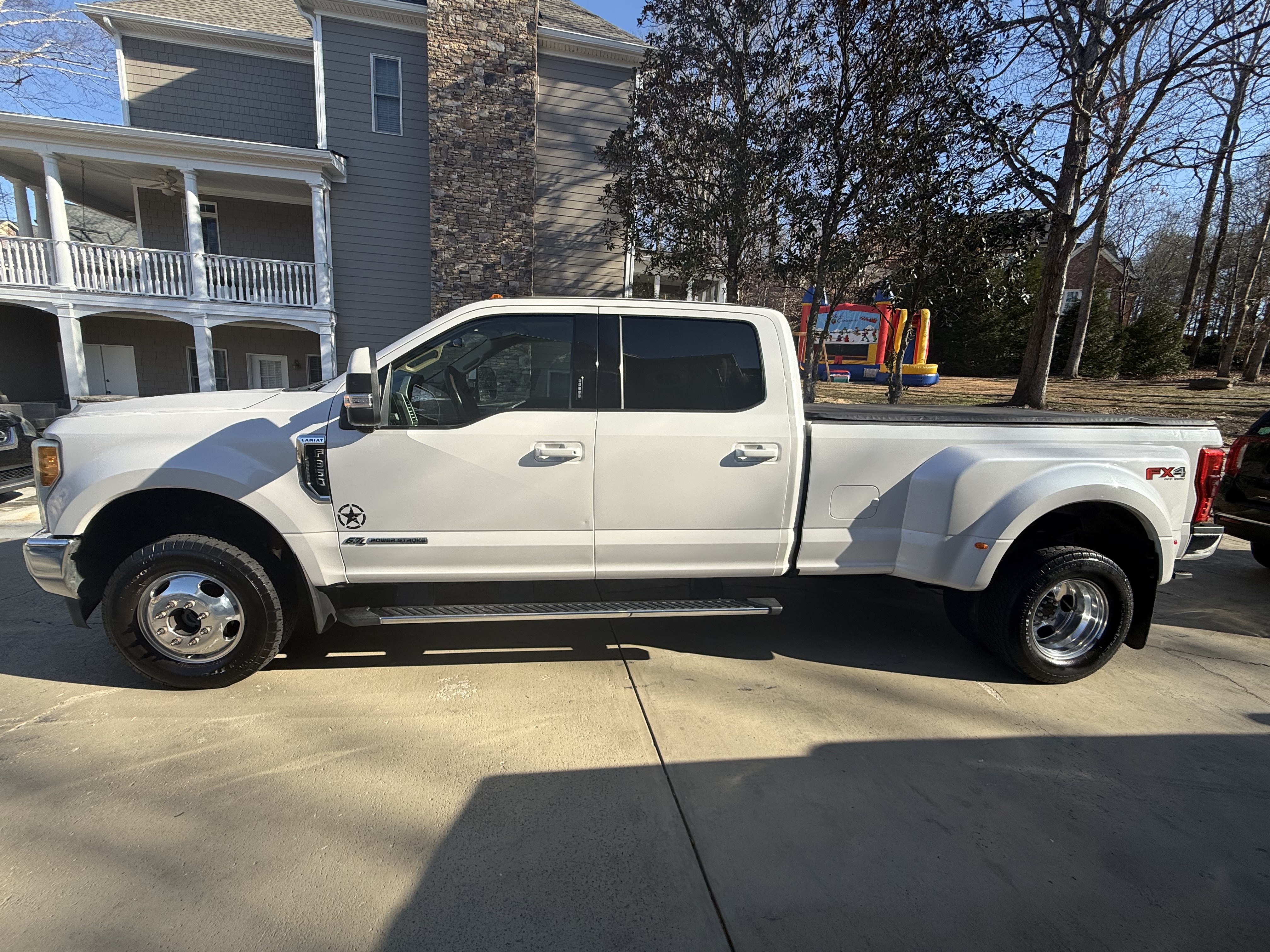 2017 Ford F350 Lariat
