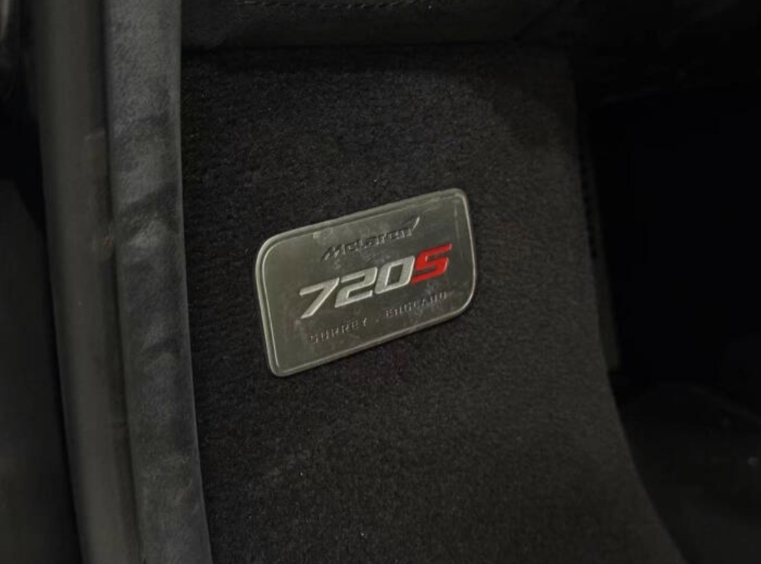 Used 2021 McLaren 720S Spider photo 16