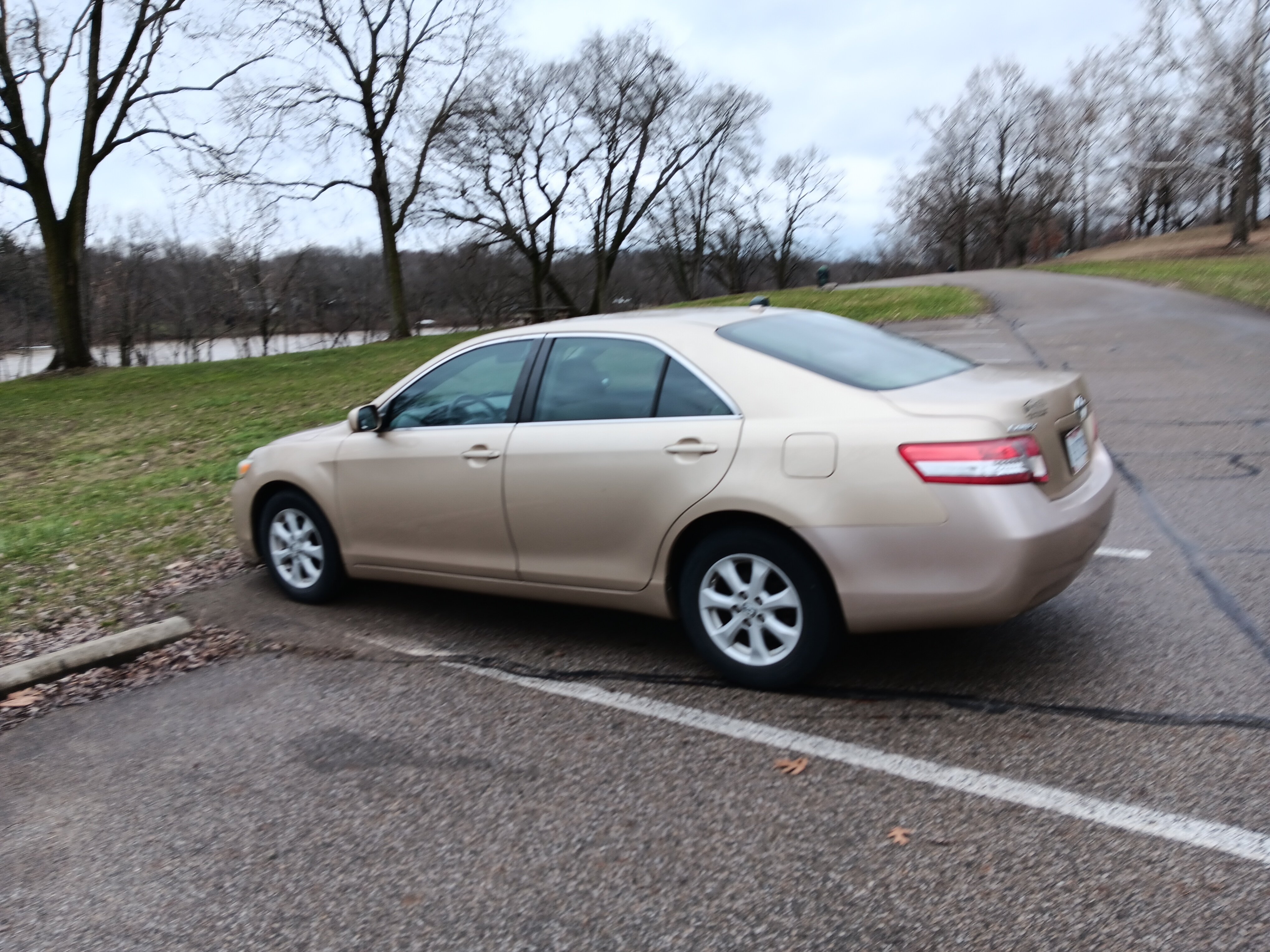 2011 Toyota Camry LE
