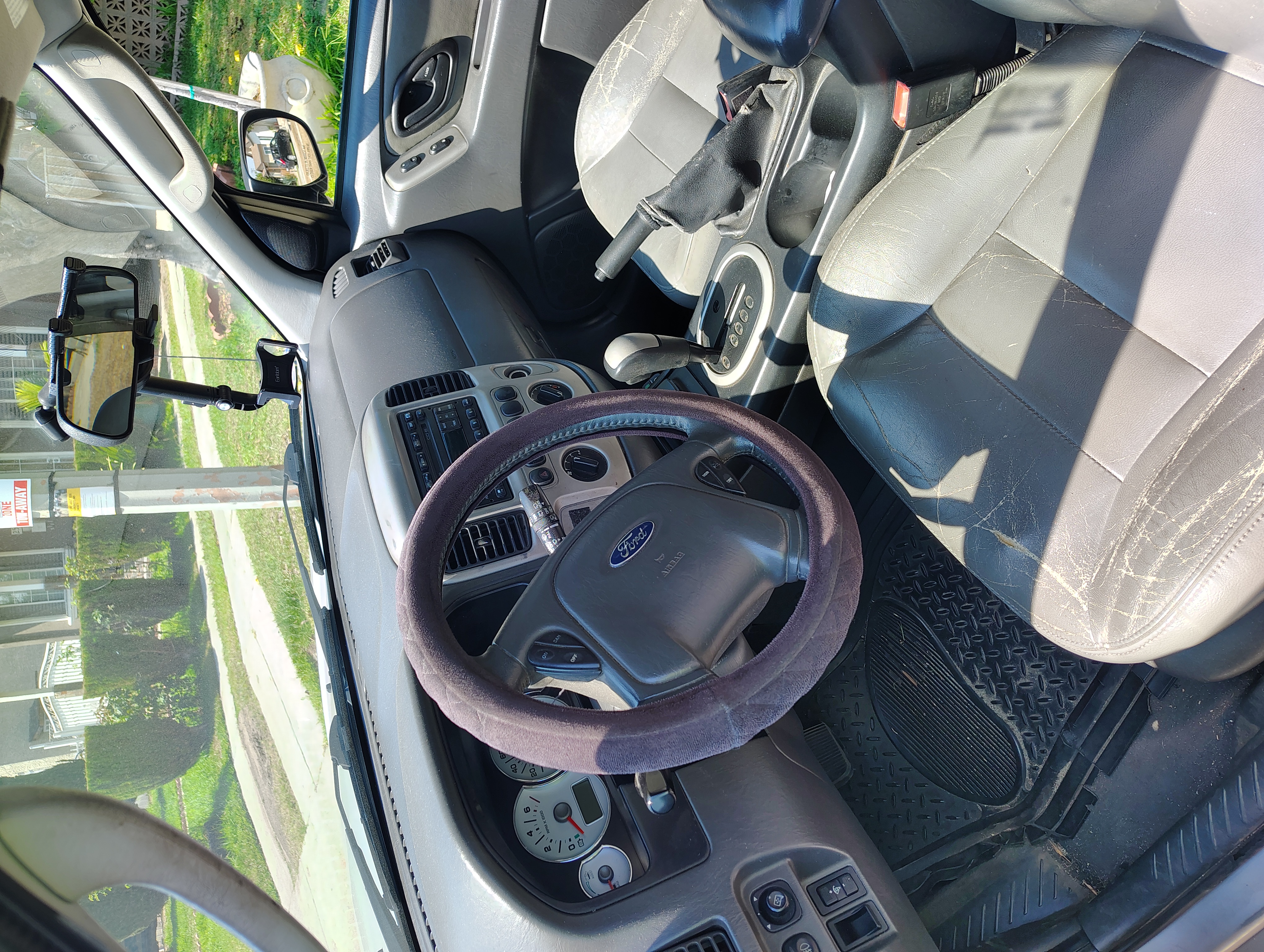 2005 Ford Escape 2WD Hybrid