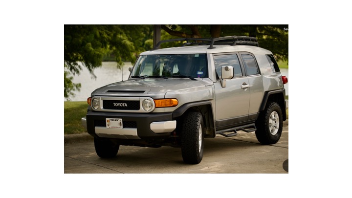 Used 2012 Toyota FJ Cruiser Sport Utility 2D w/ TRD Sport Pkg