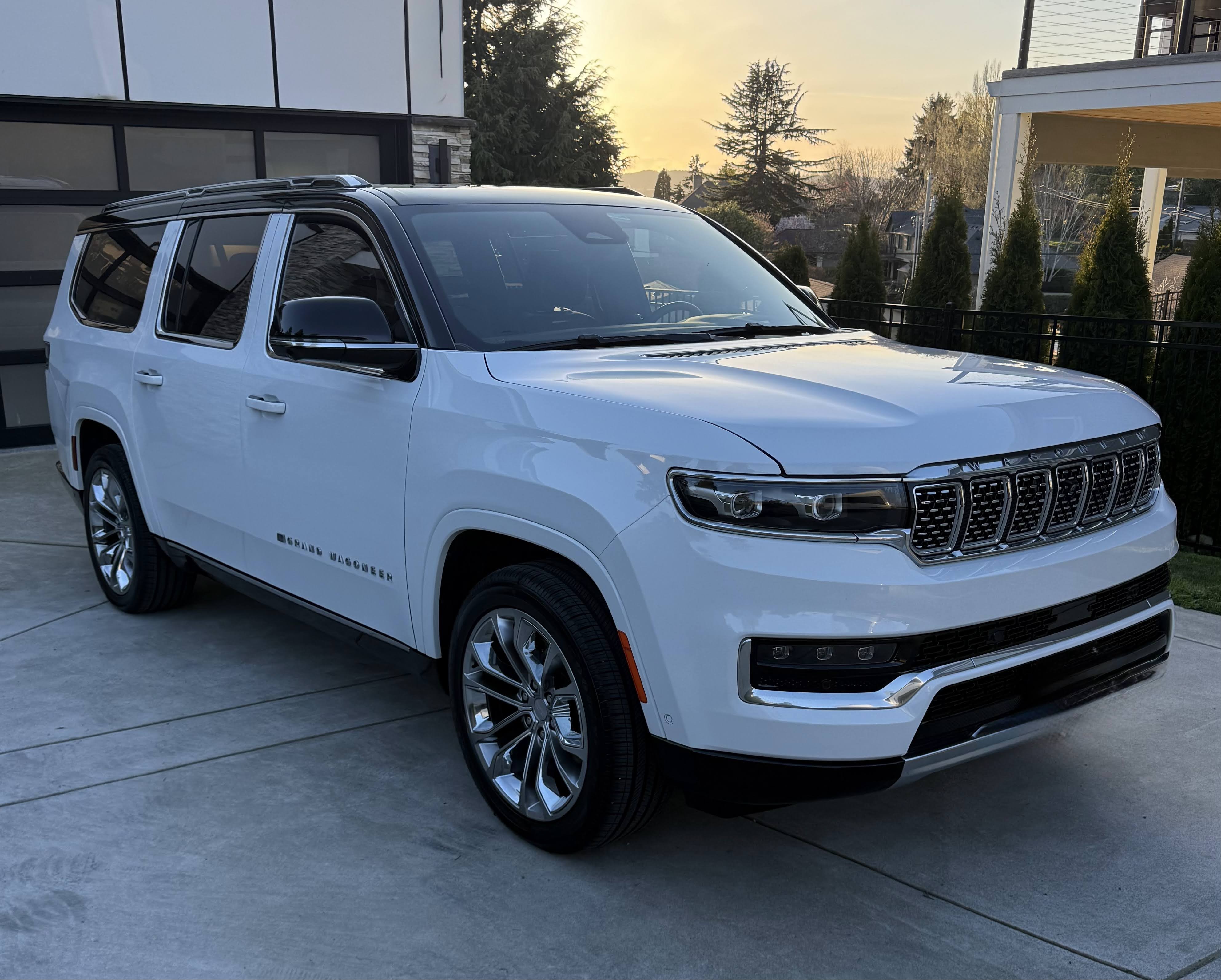 2023 Jeep Grand Wagoneer L Series II