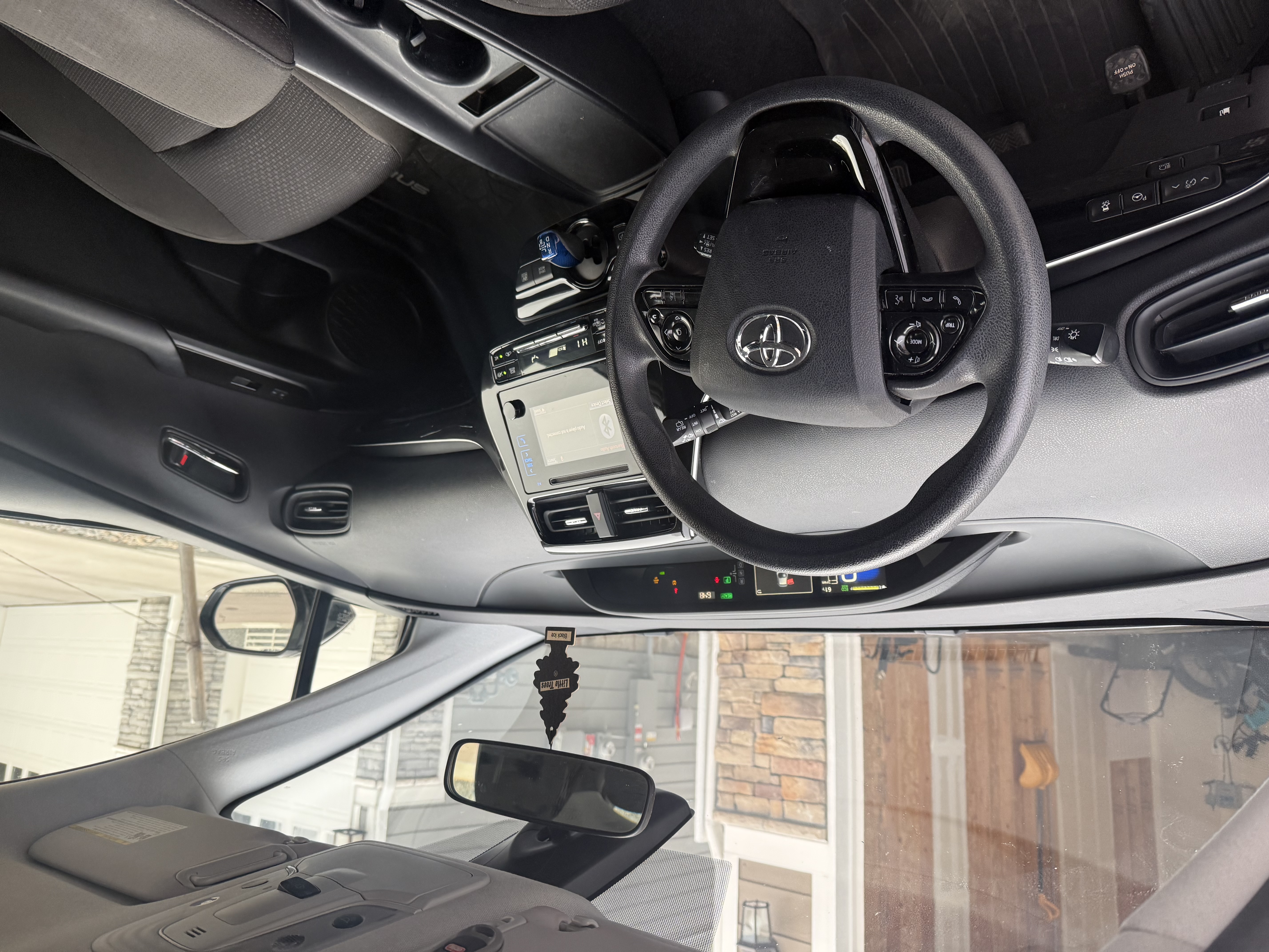 2019 Toyota Prius LE