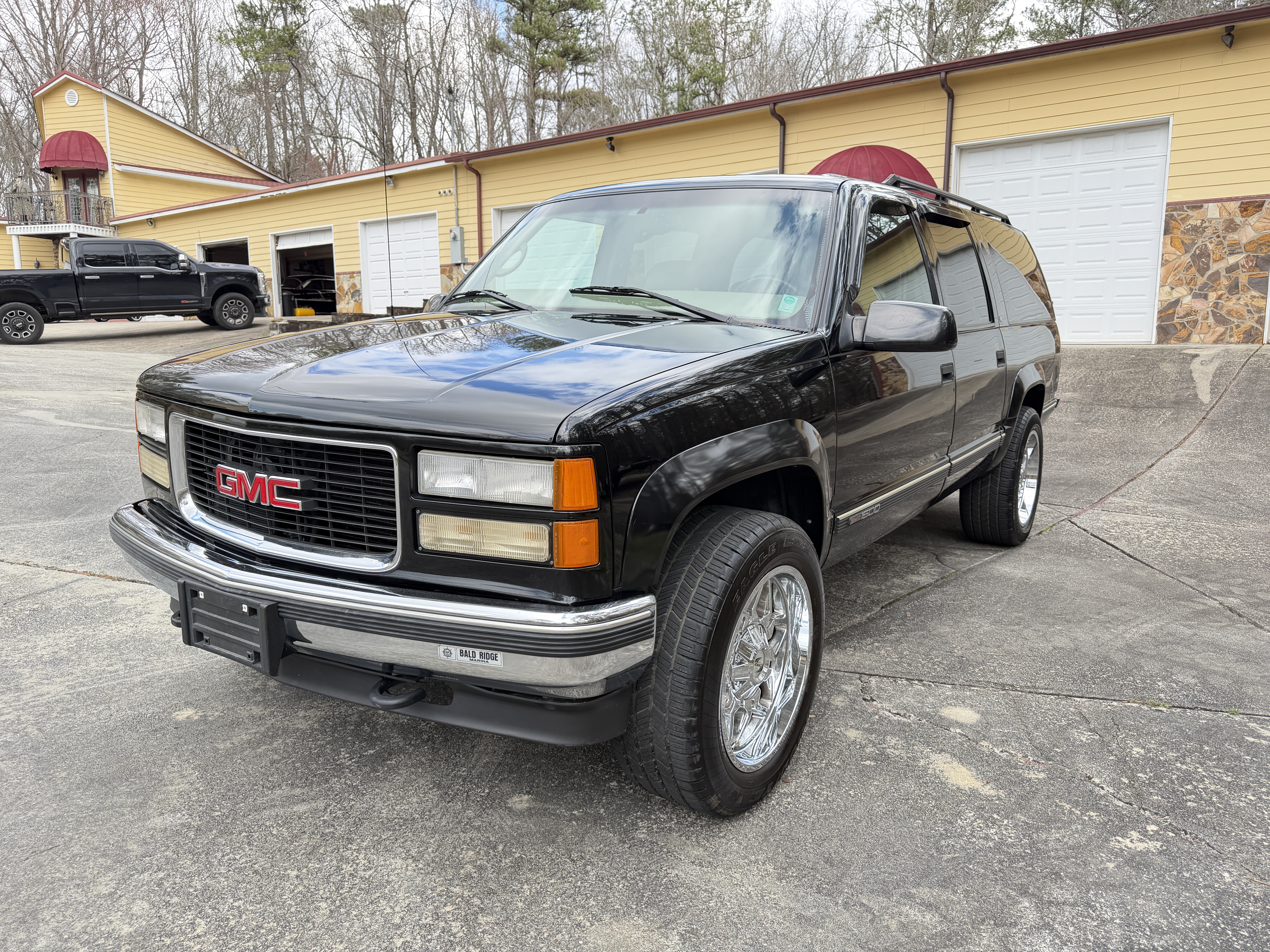Used 1999 GMC Suburban 4WD w/ Marketing Opt Pkg 3