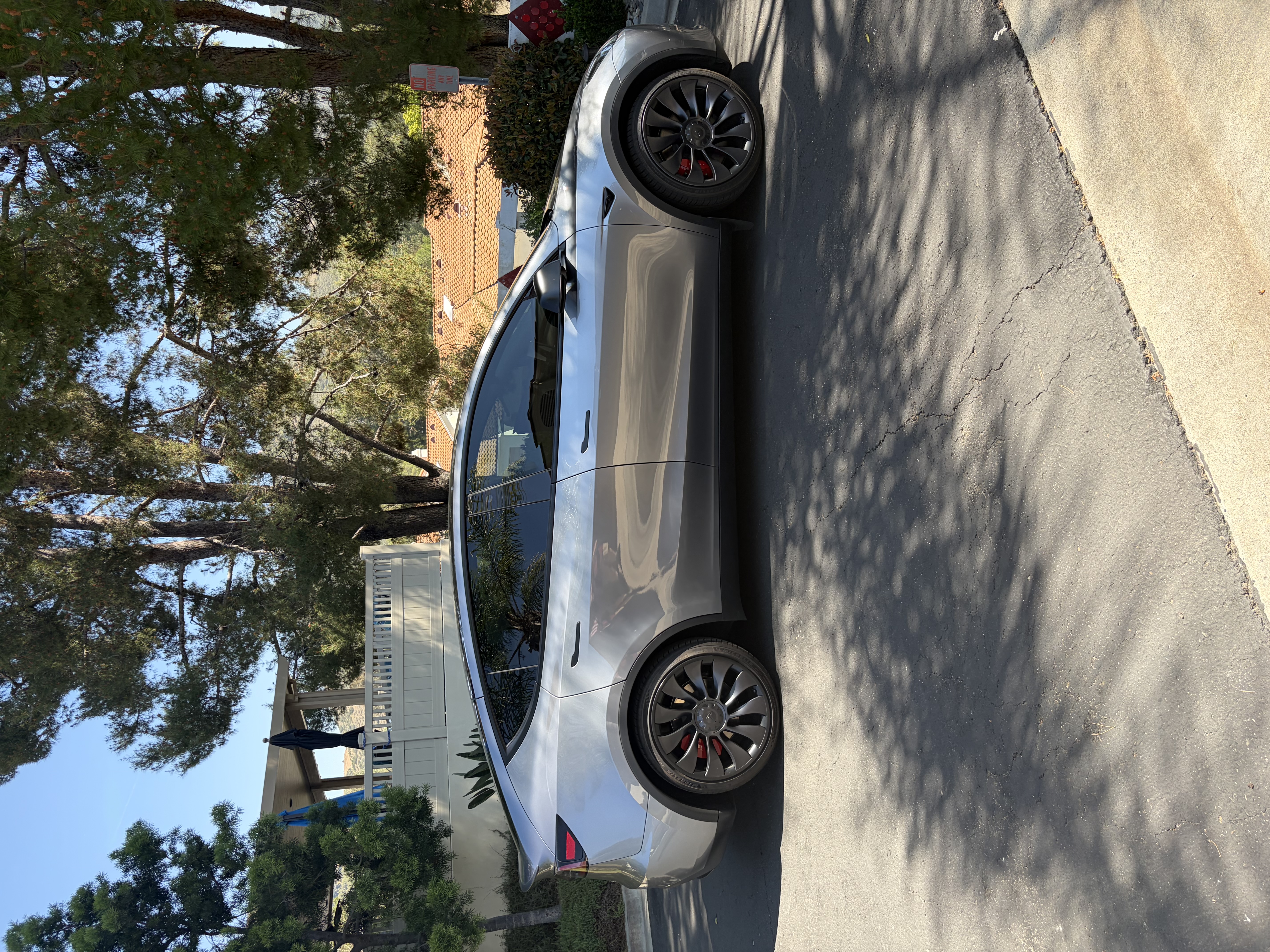 2024 Tesla Model Y Performance