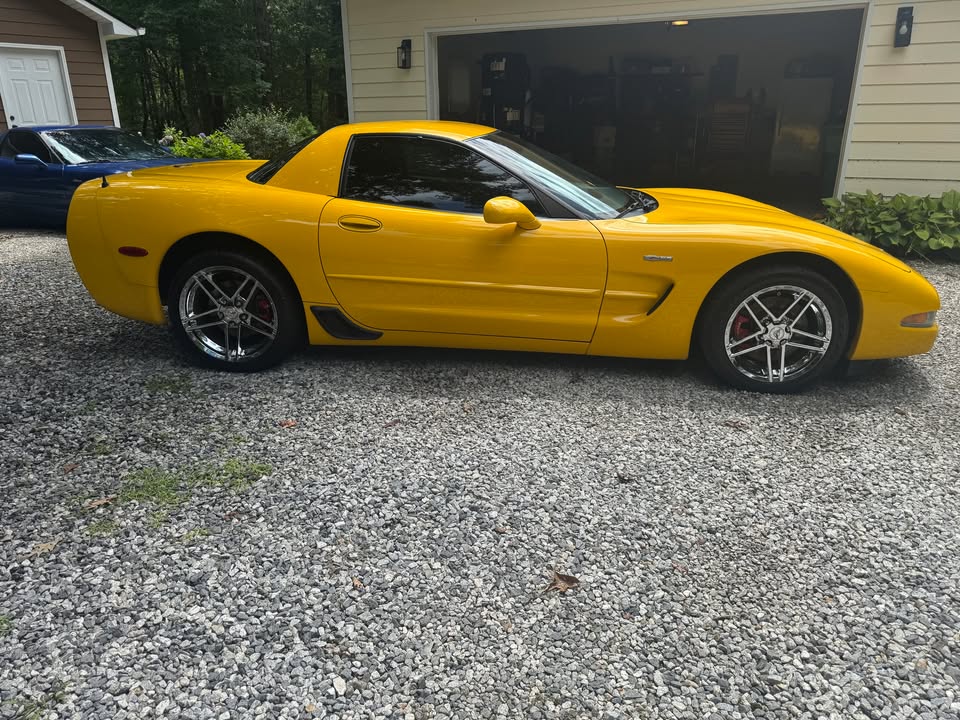 Used 2004 Chevrolet Corvette Z06 w/ Memory Package