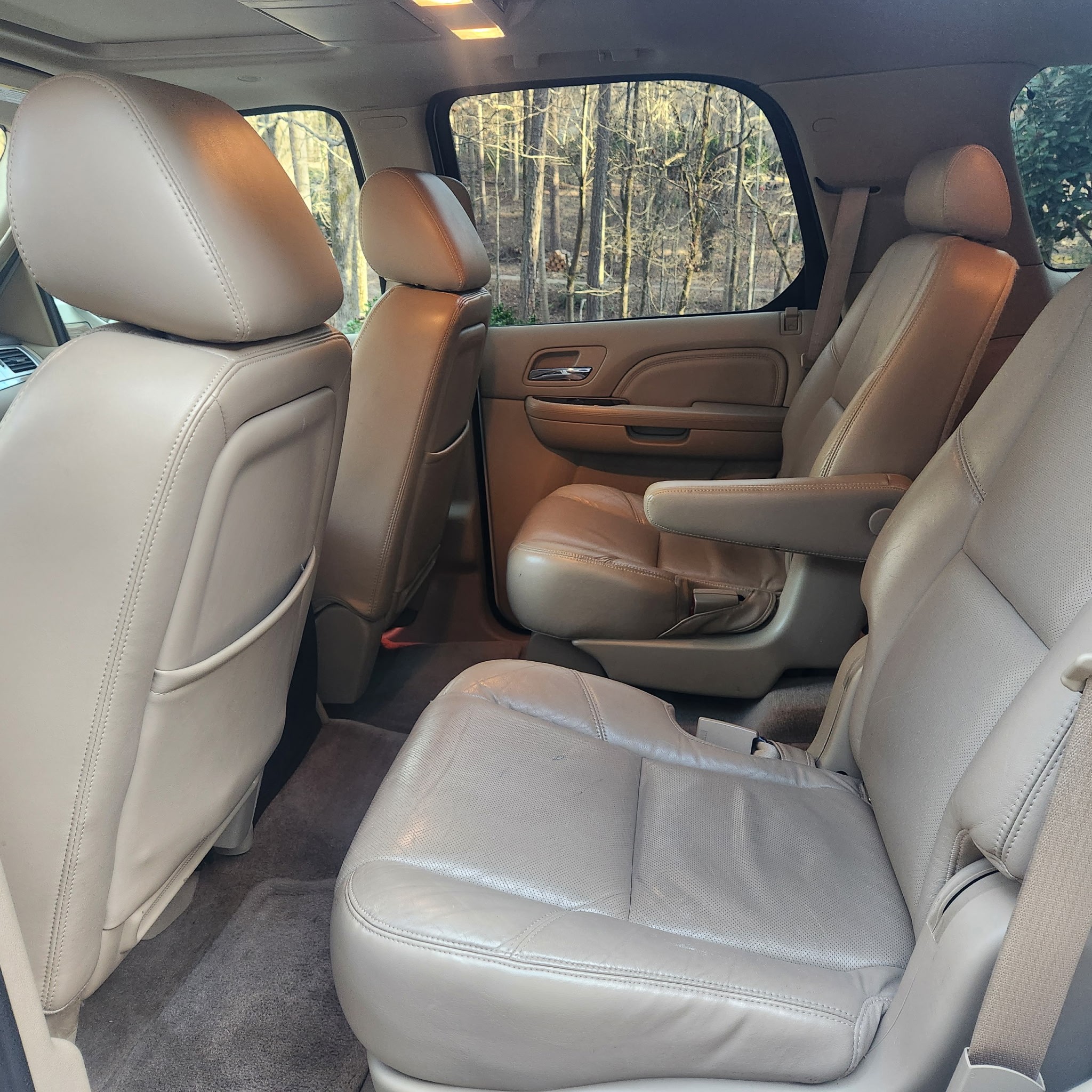 2010 Cadillac Escalade Premium