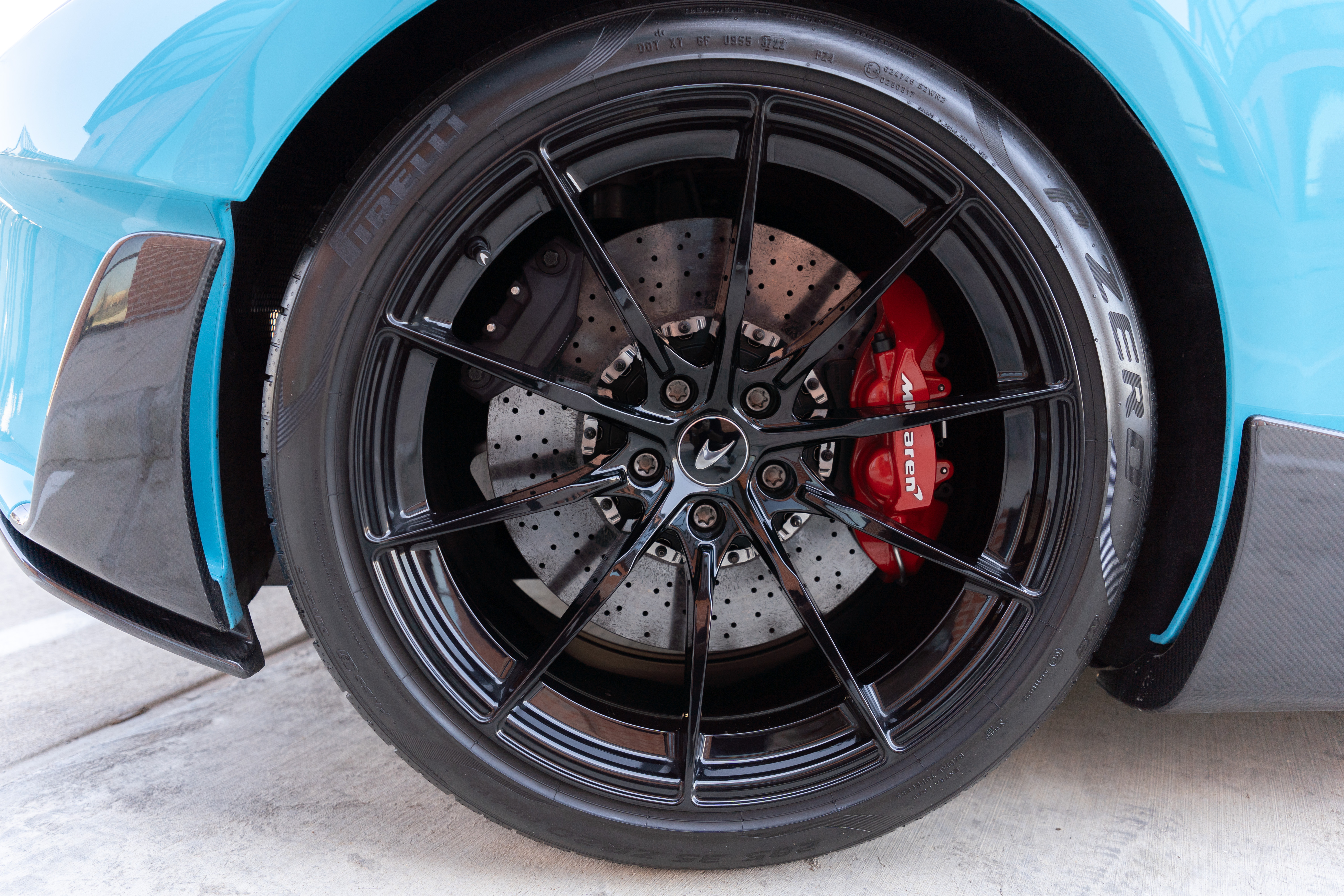 Used 2019 McLaren 600LT photo 12
