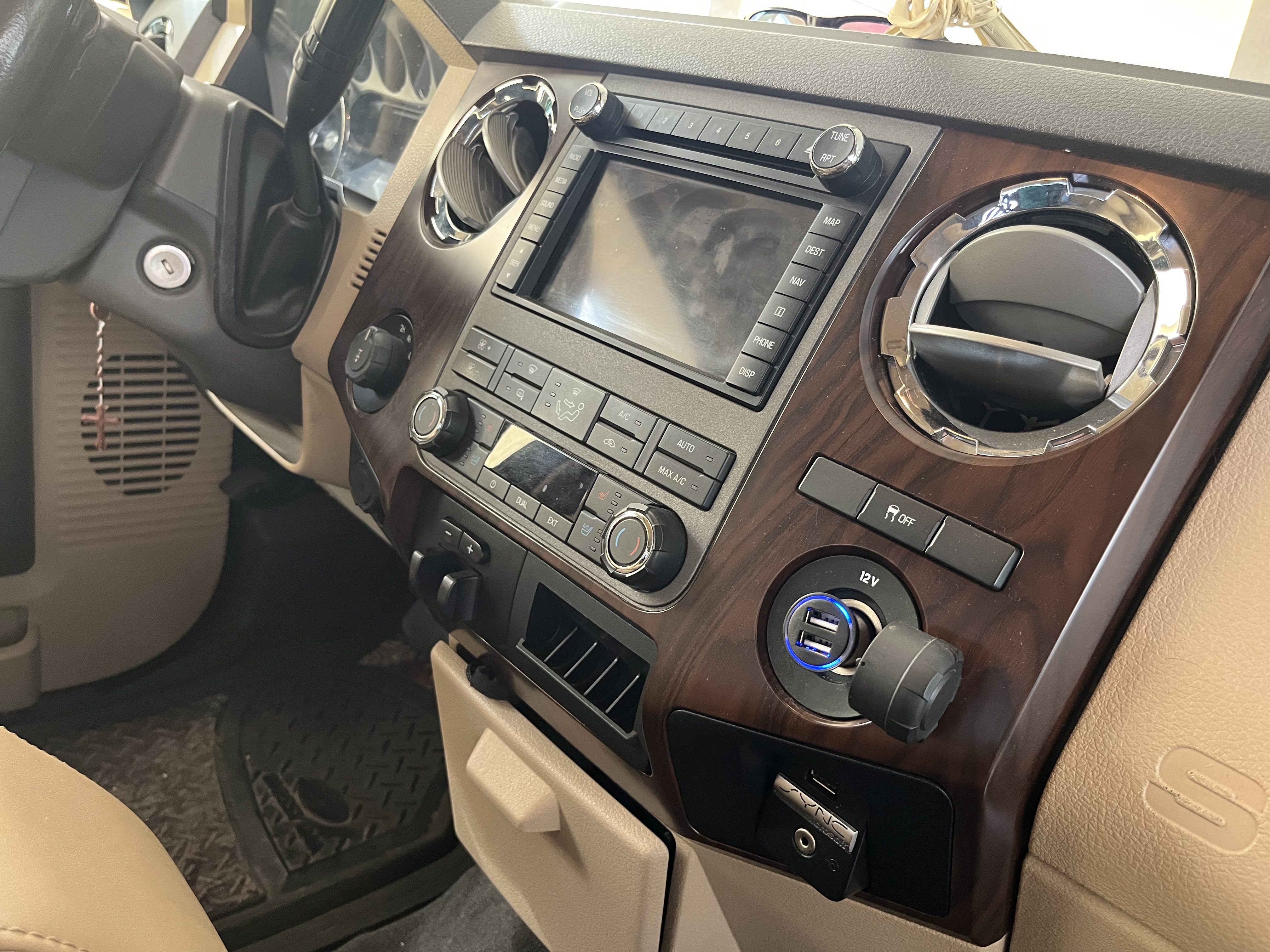 2011 Ford F350 Lariat