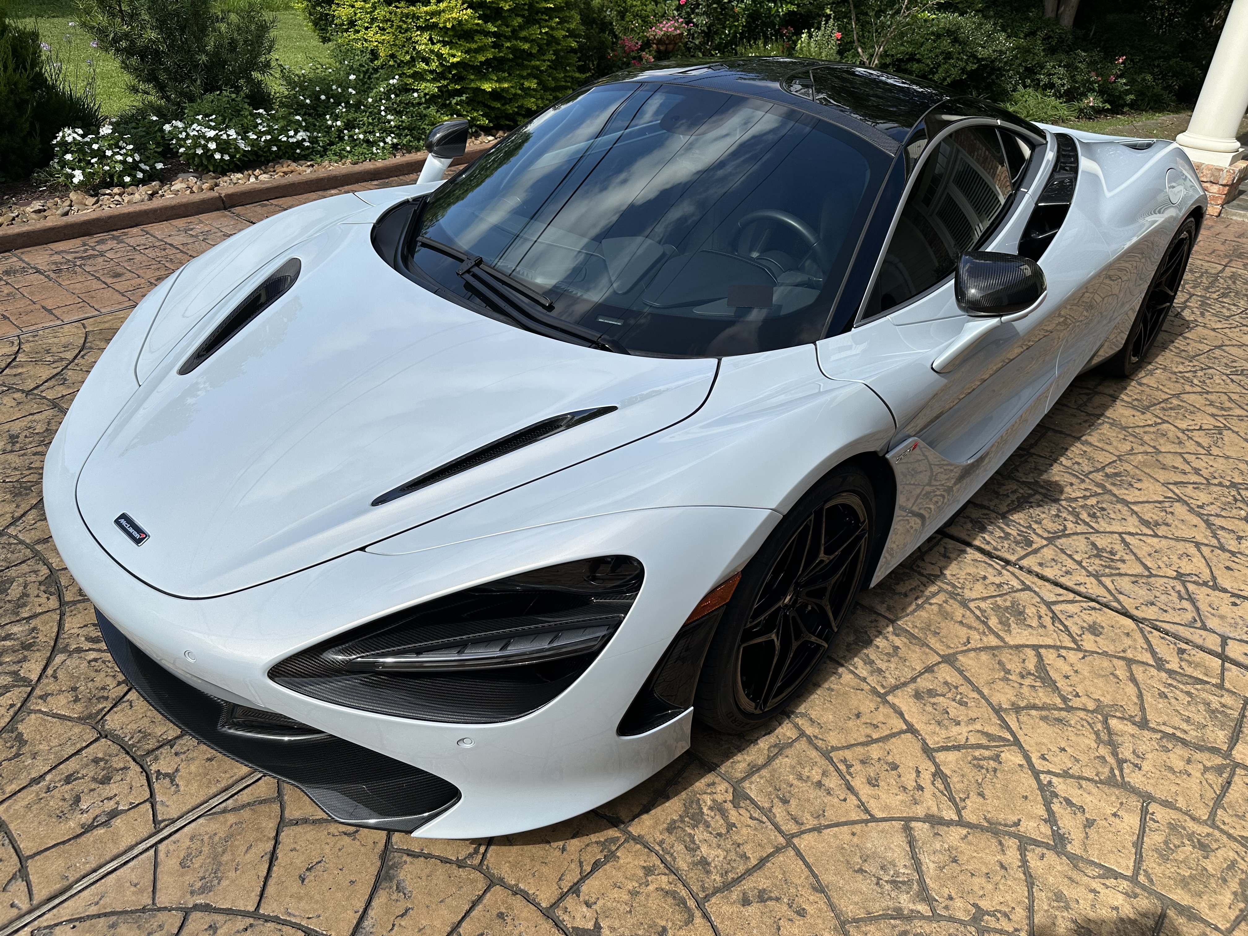 Used 2018 McLaren 720S Performance photo 8