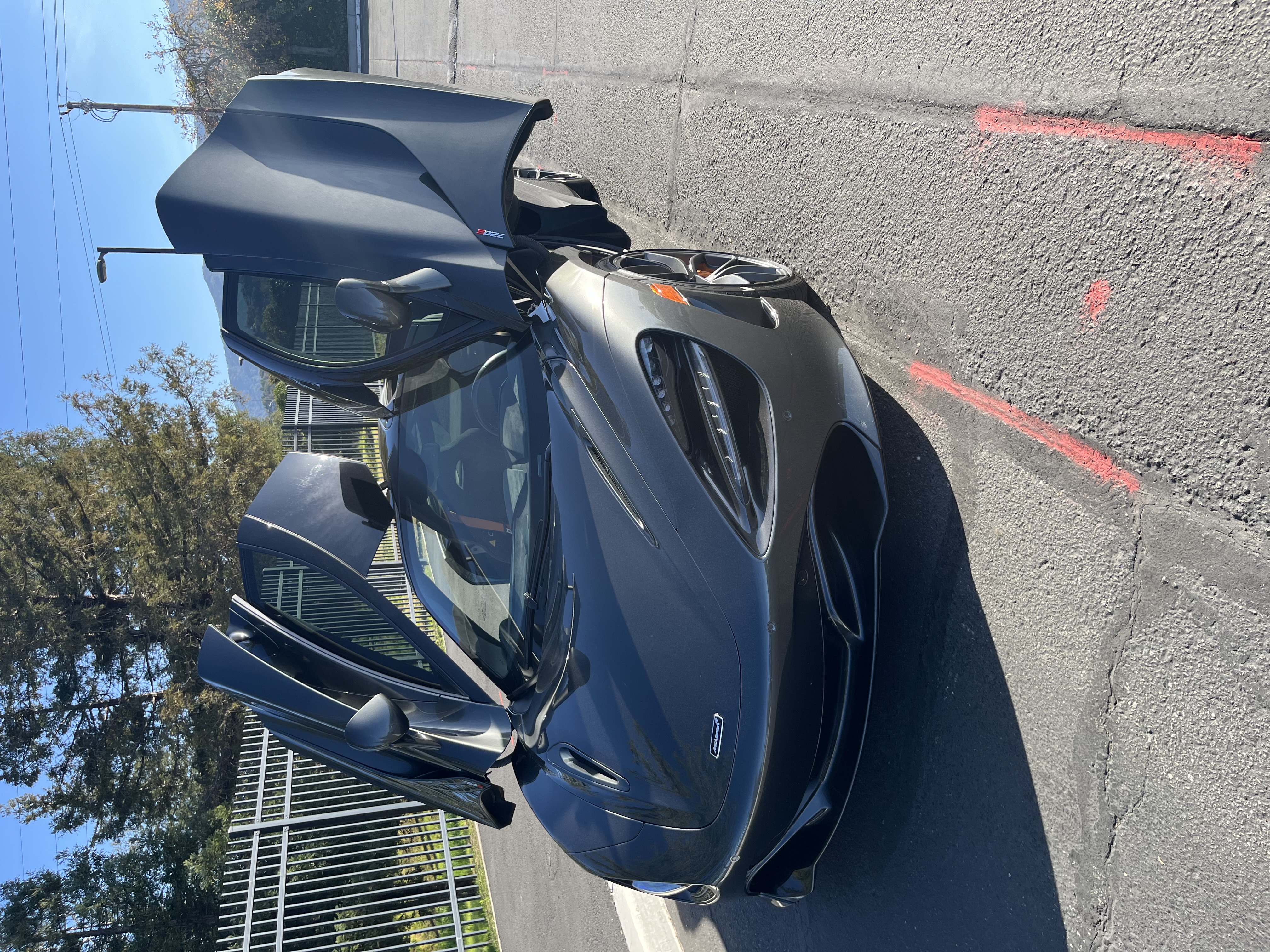 Used 2020 McLaren 720S photo 14