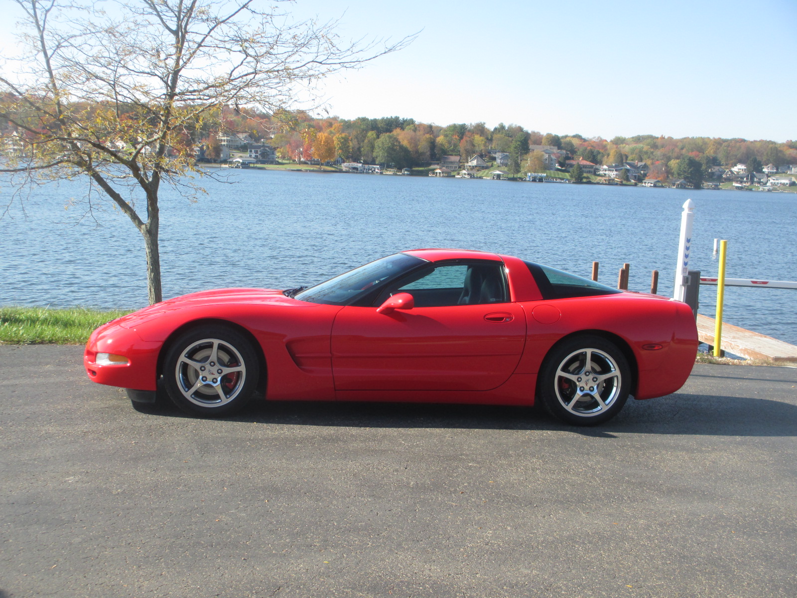 Used 2004 Chevrolet Corvette Coupe w/ Roof Package