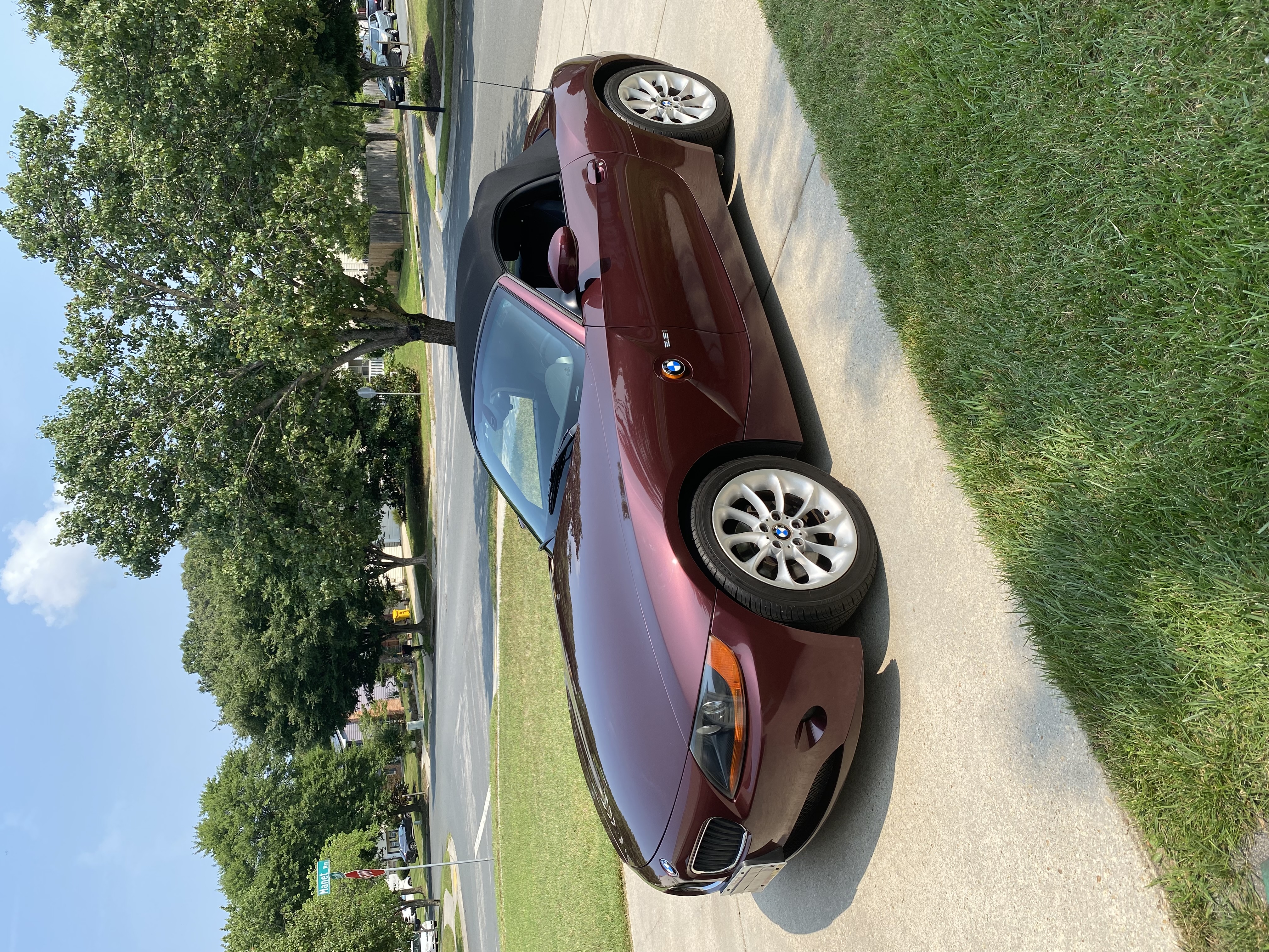 Used 2004 BMW Z4 2.5i