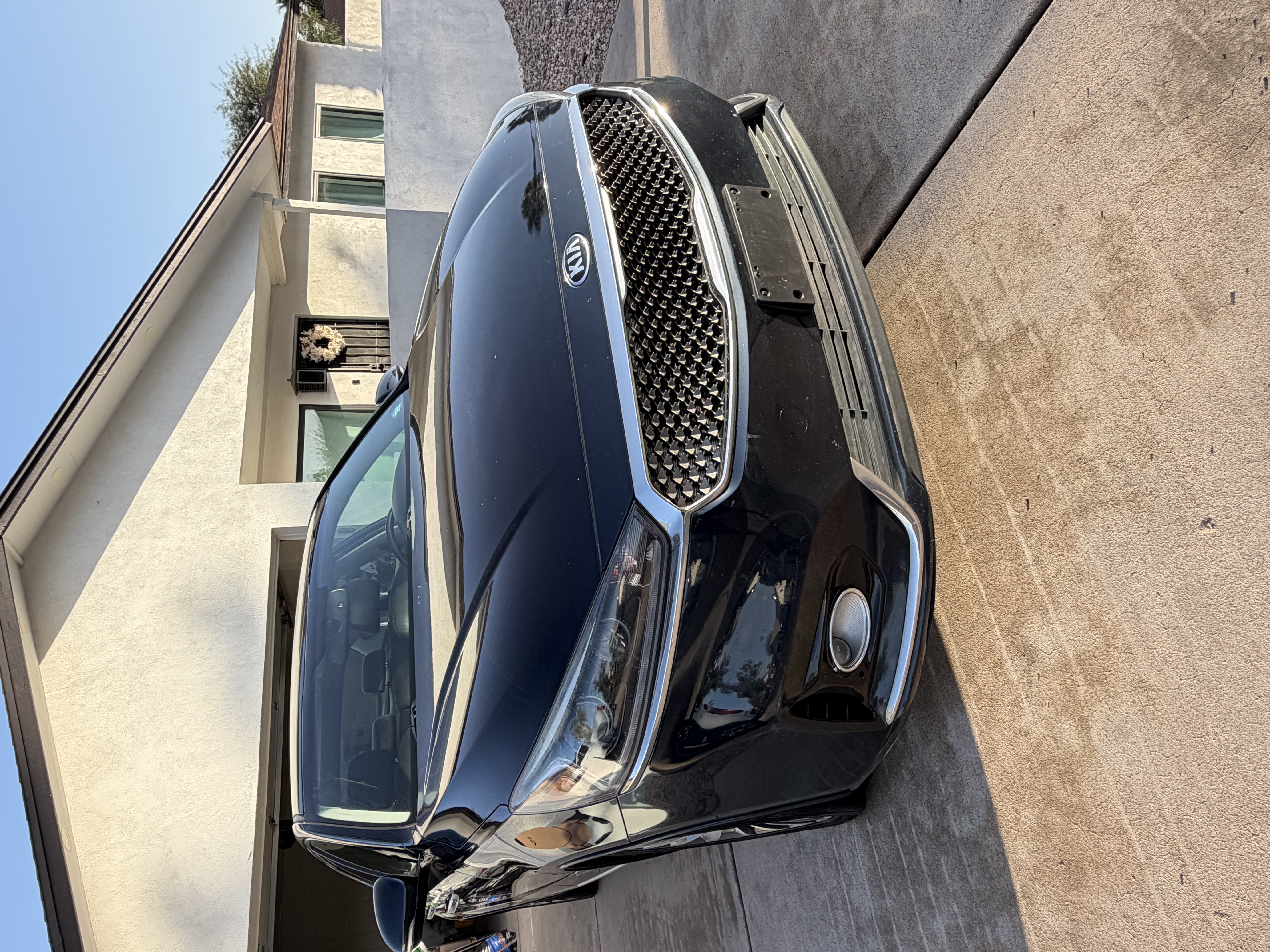 Used 2017 Kia Cadenza Premium w/ Luxury Package