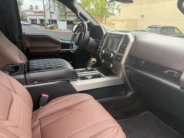 2015 Ford F150 Platinum