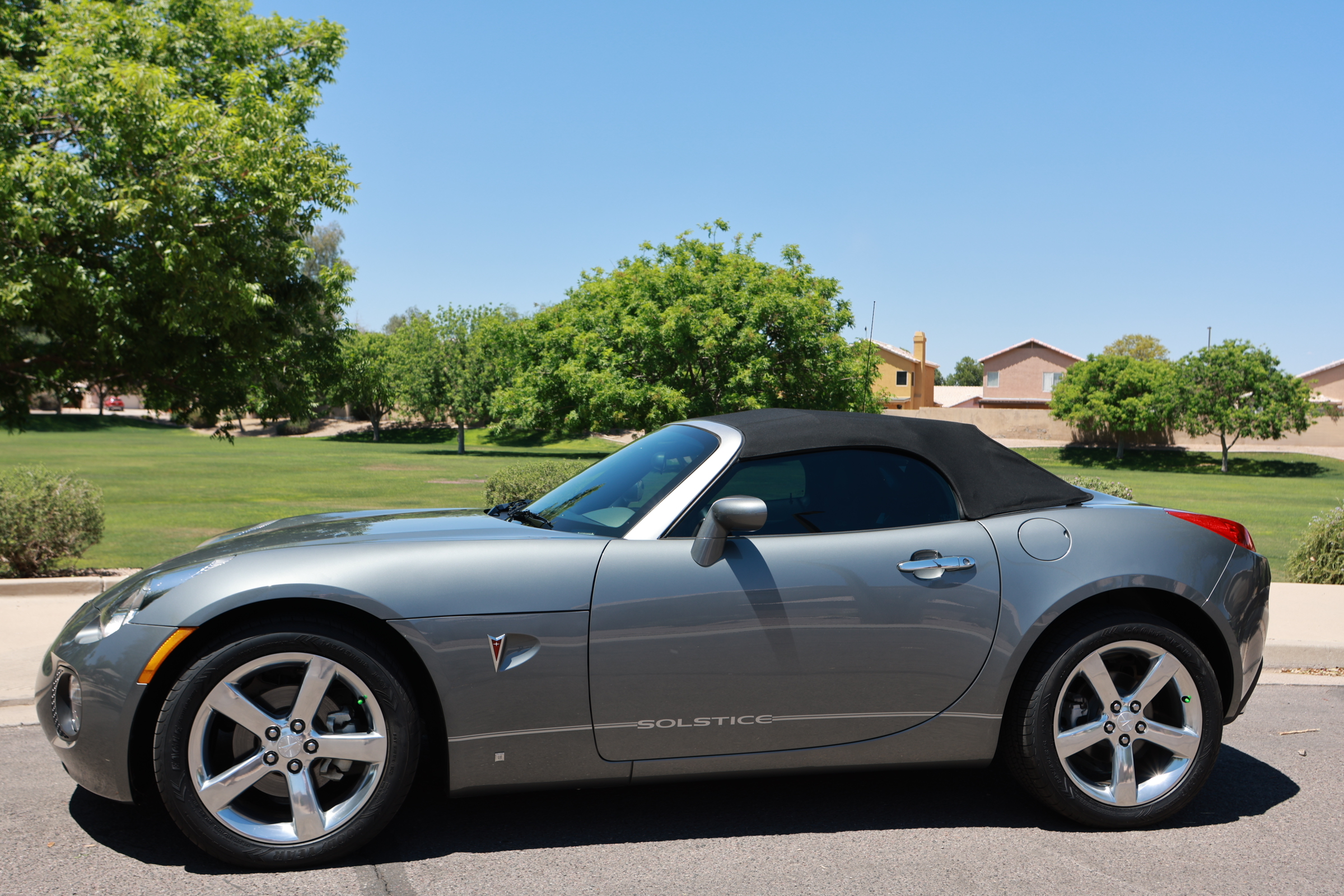 Used 2007 Pontiac Solstice GXP w/ Premium Package