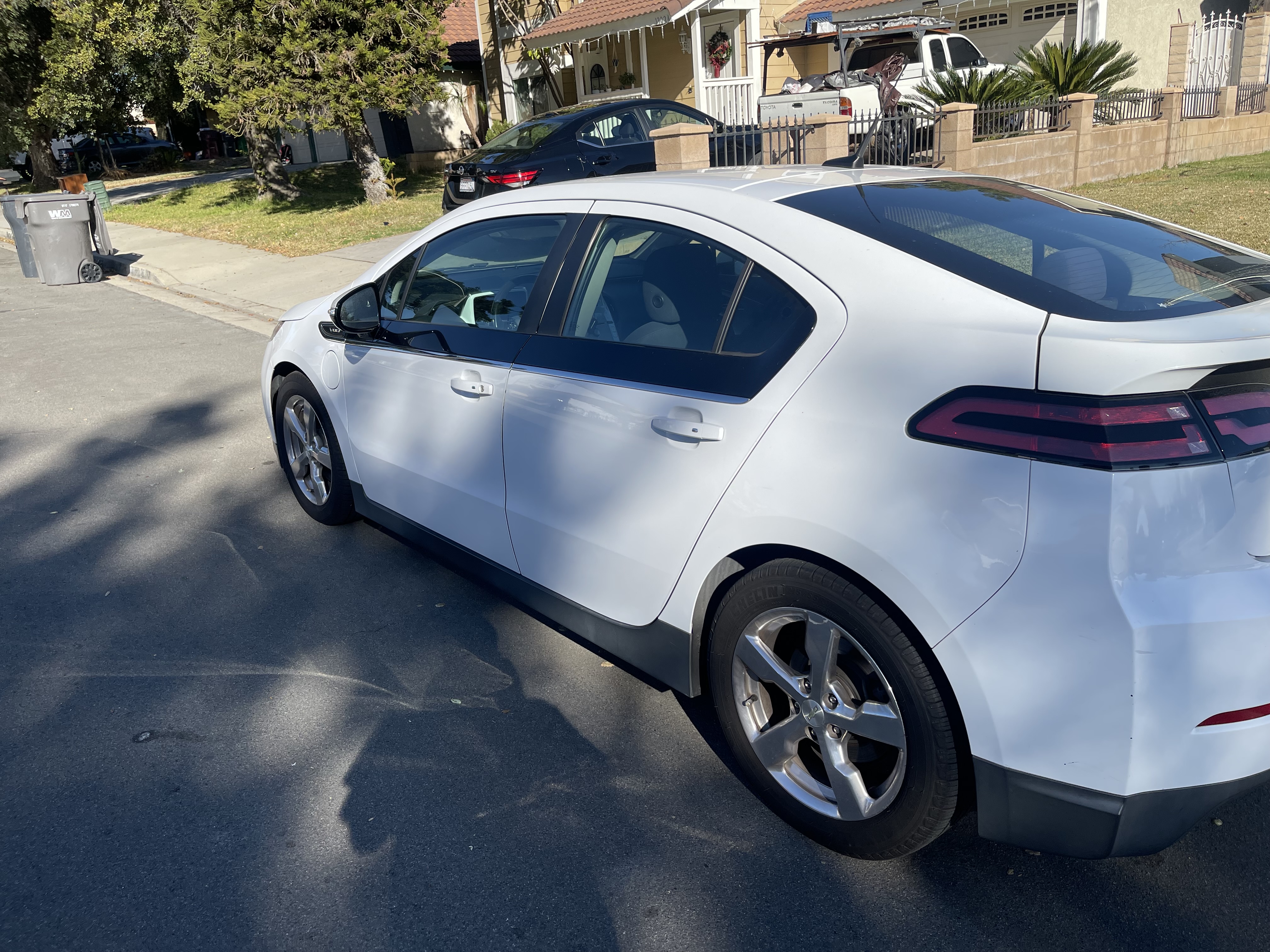 Chevy volt for sale deals under $5 000