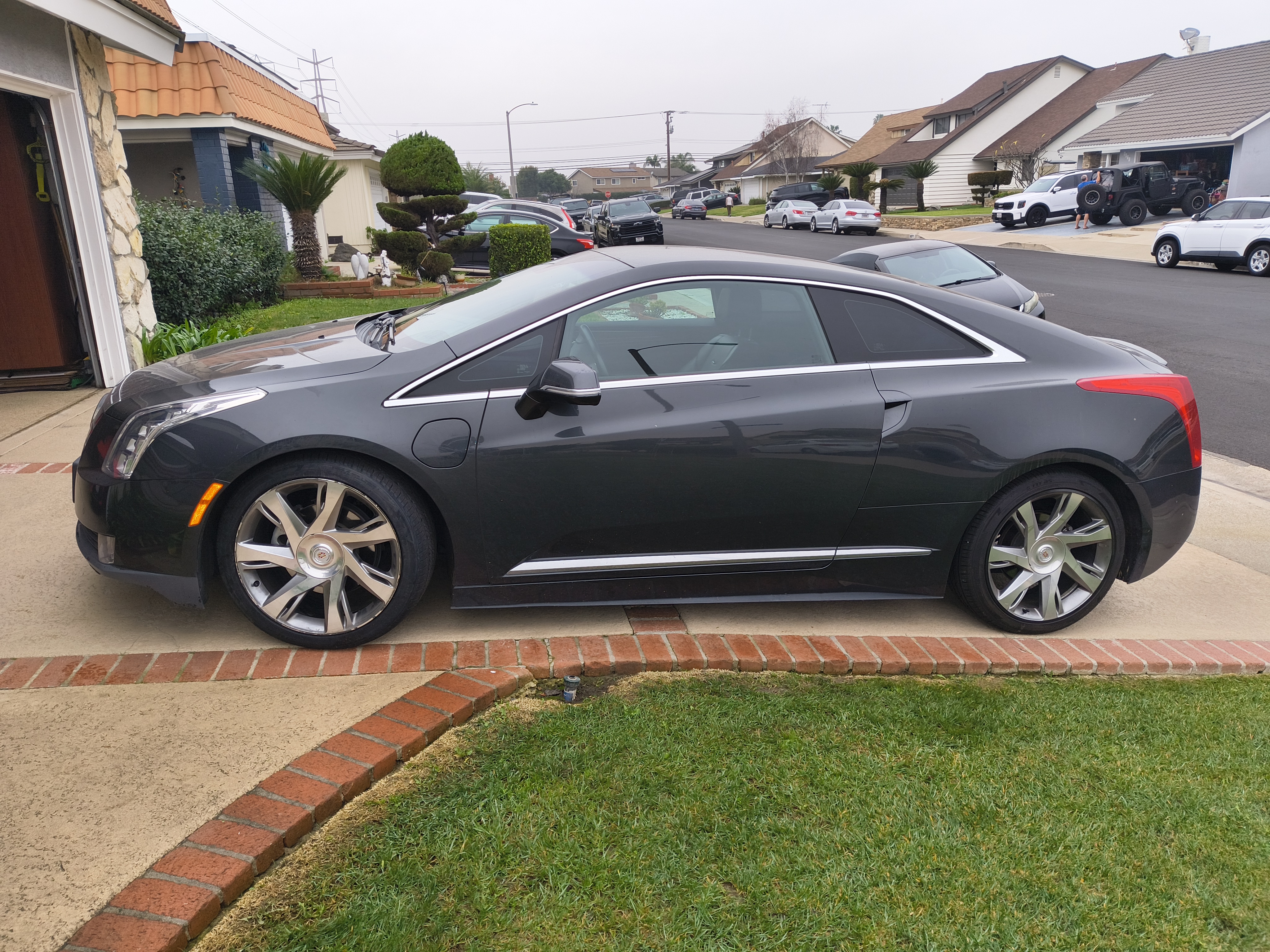 Used 2014 Cadillac ELR w/ Luxury Package