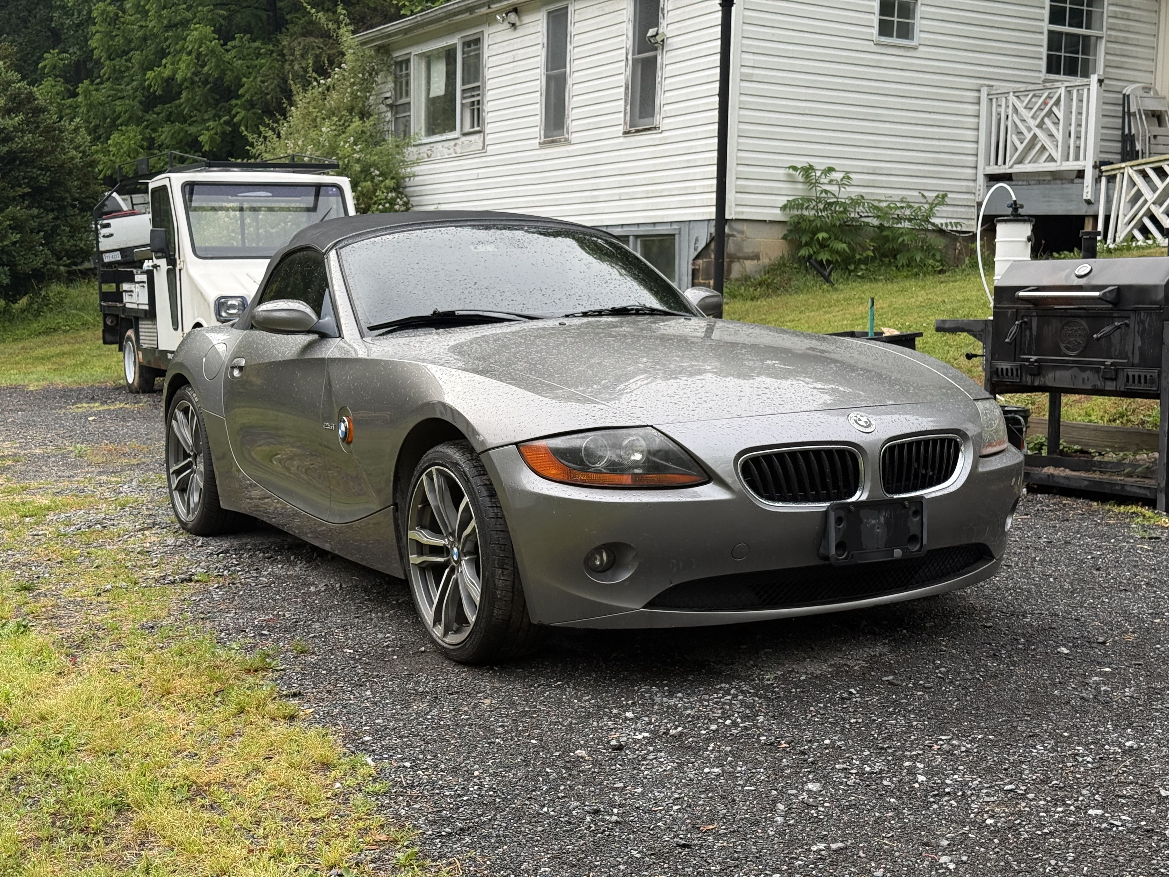 Used 2004 BMW Z4 2.5i