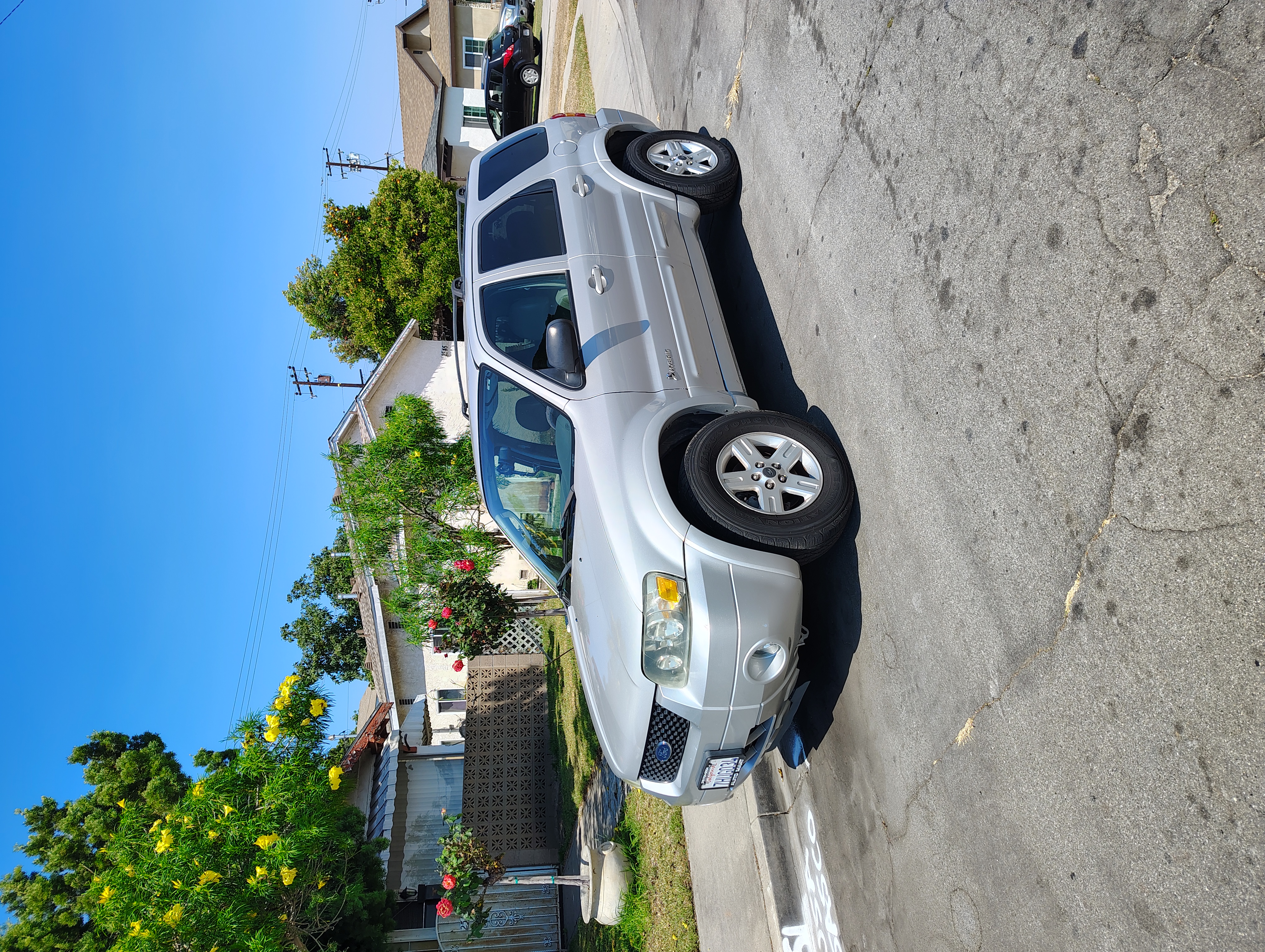 2005 Ford Escape 2WD Hybrid