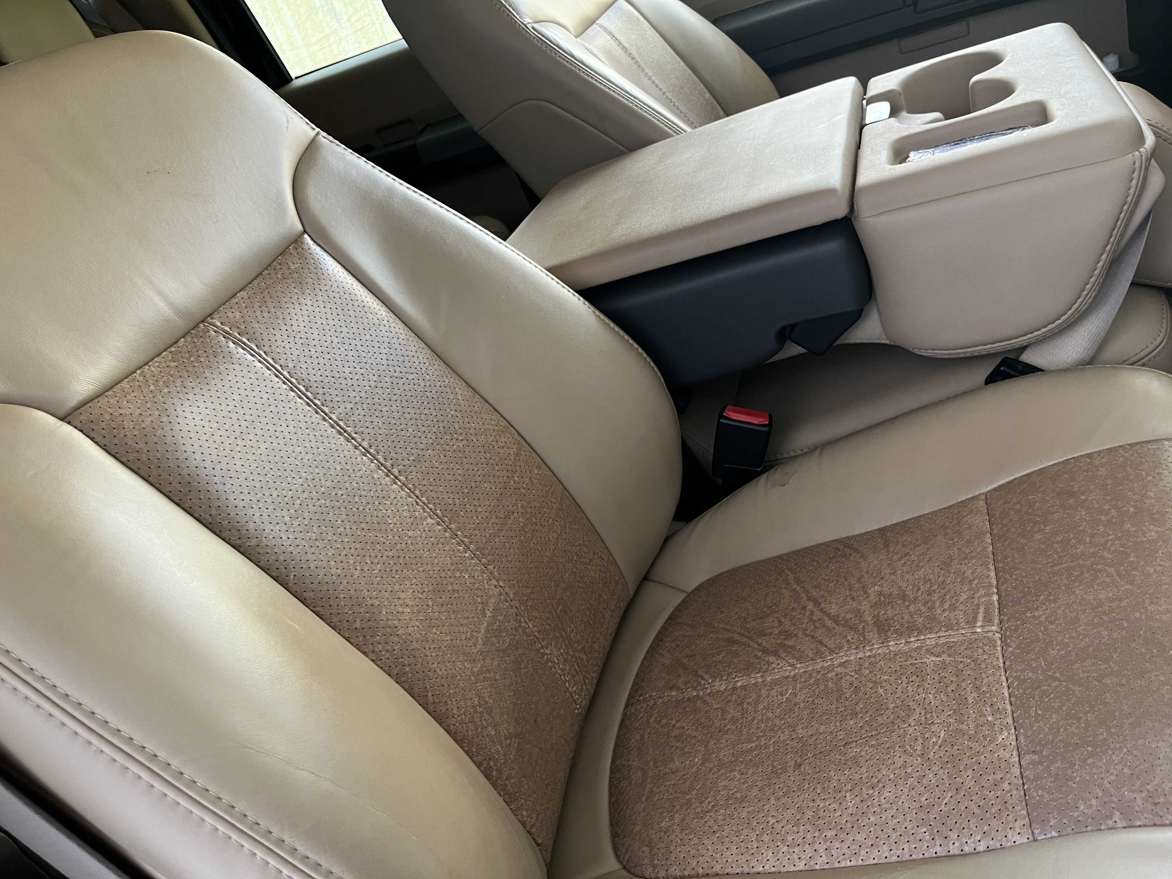 2011 Ford F350 Lariat