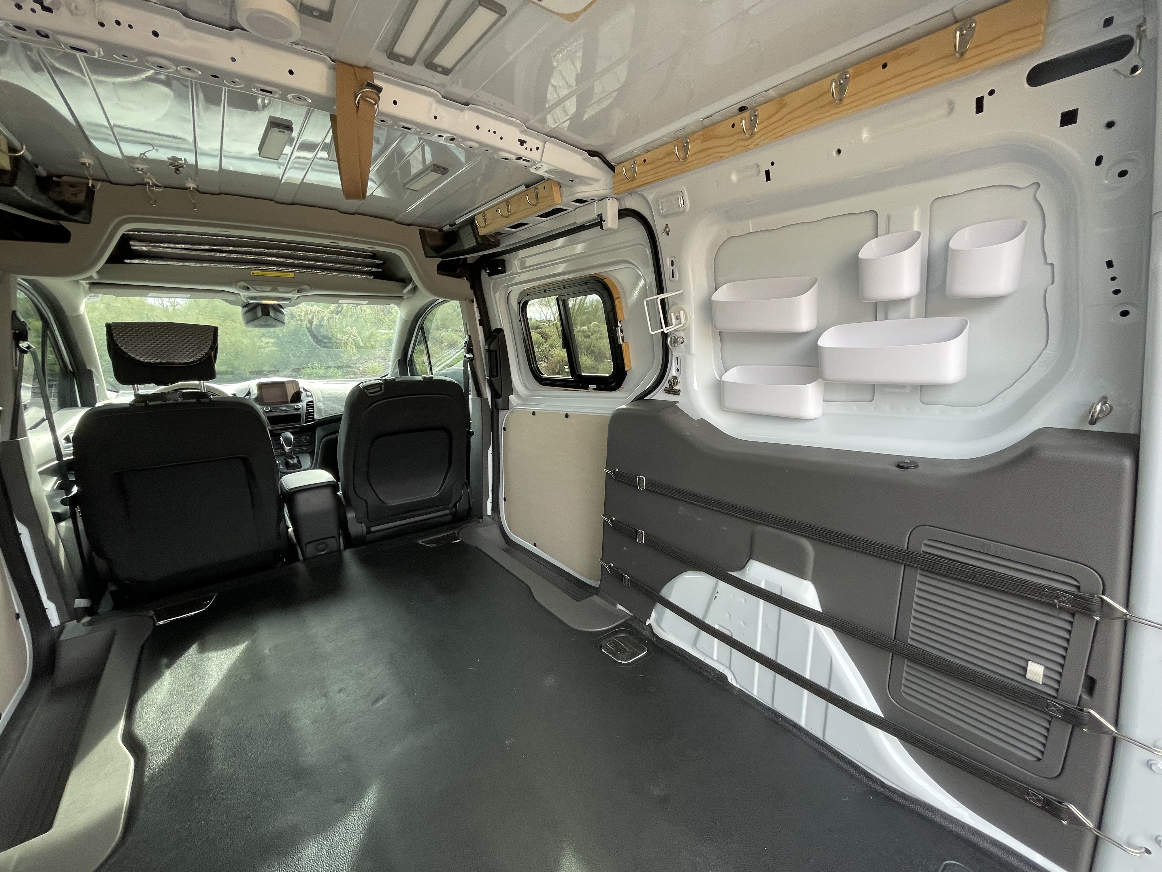 2023 Ford Transit Connect XLT