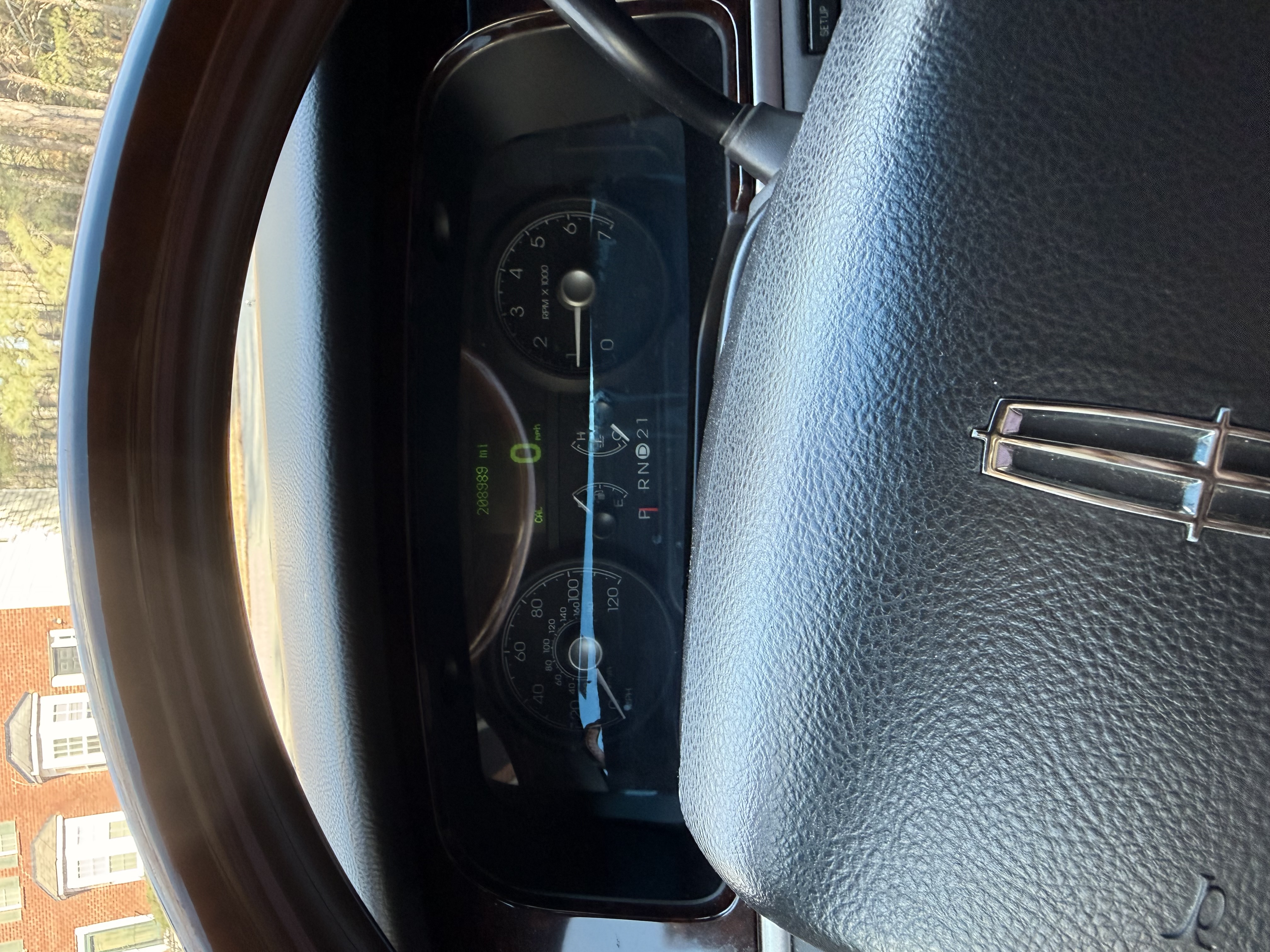 2011 Lincoln Town Car Signature Limited