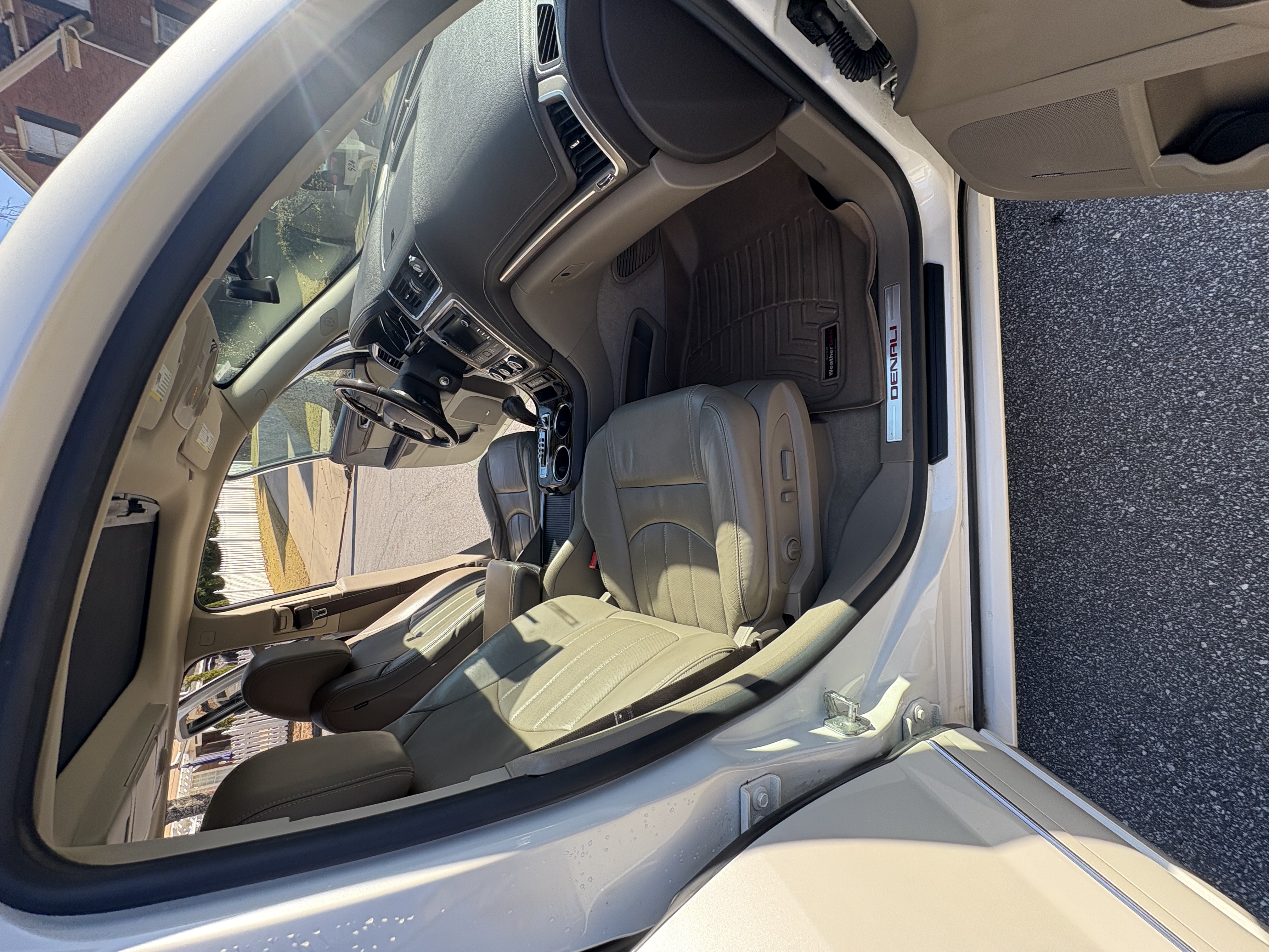 2014 GMC Acadia Denali