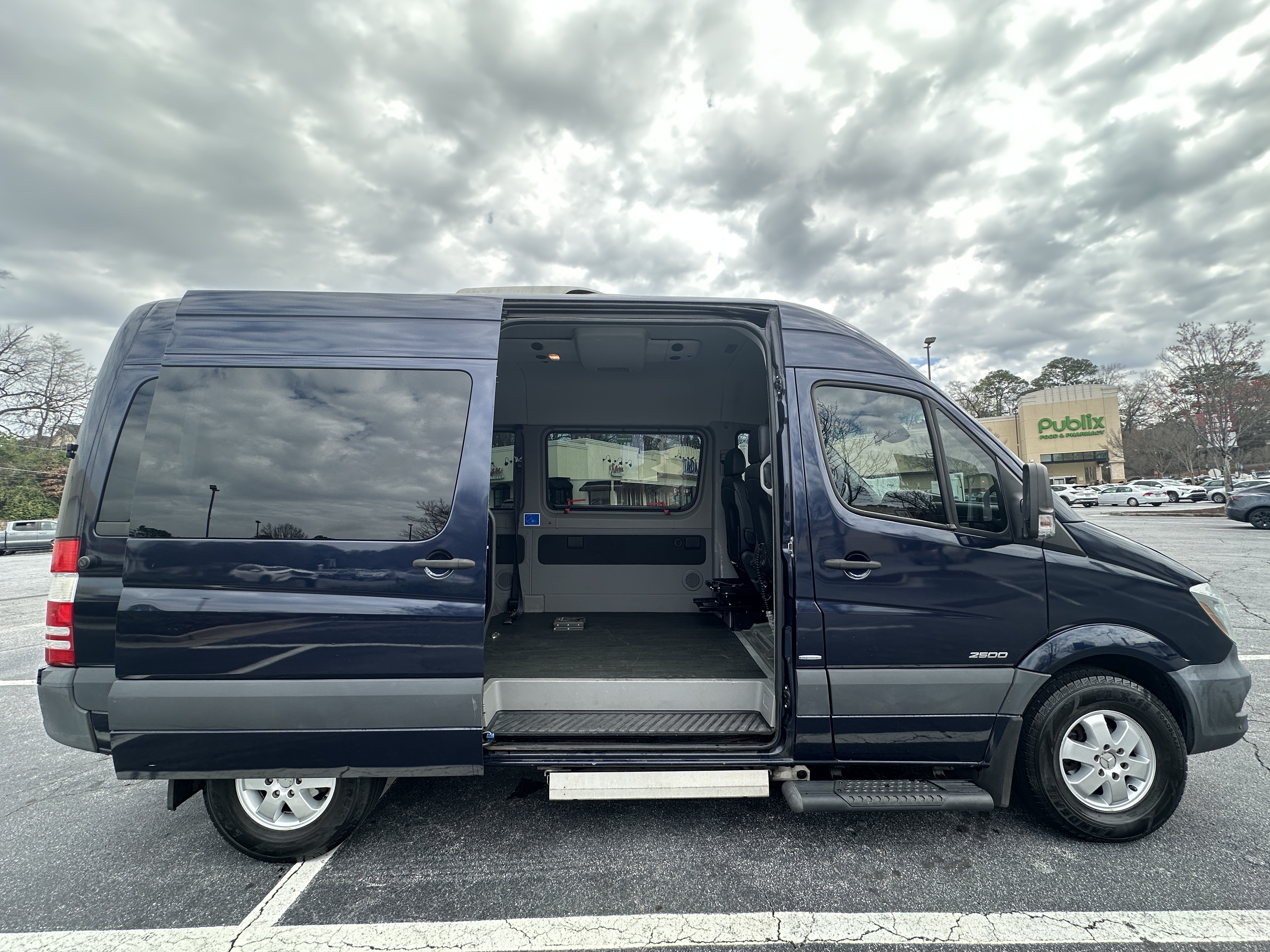 2016 Mercedes-Benz Sprinter 2500