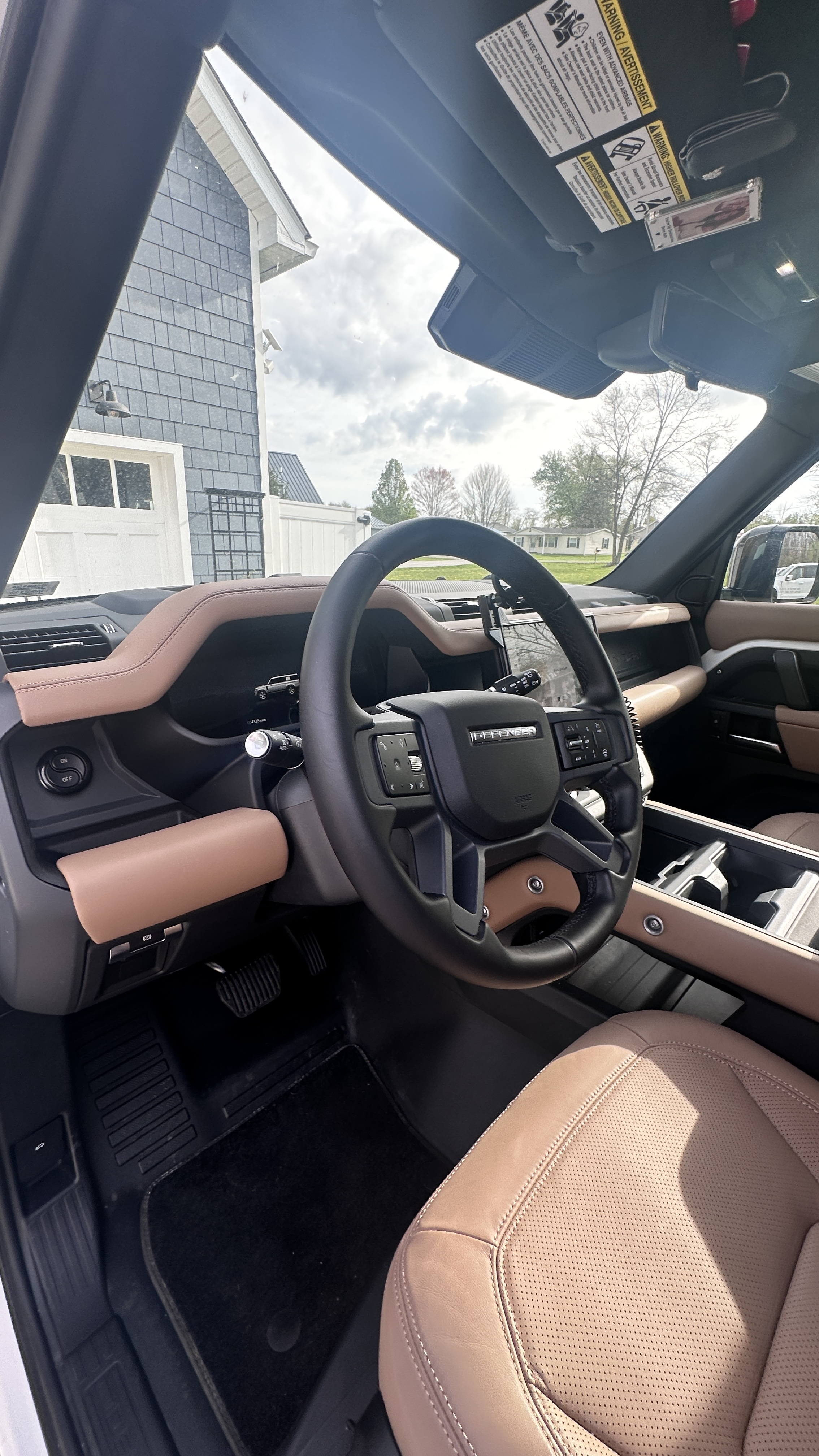 2025 Land Rover Defender 130 S