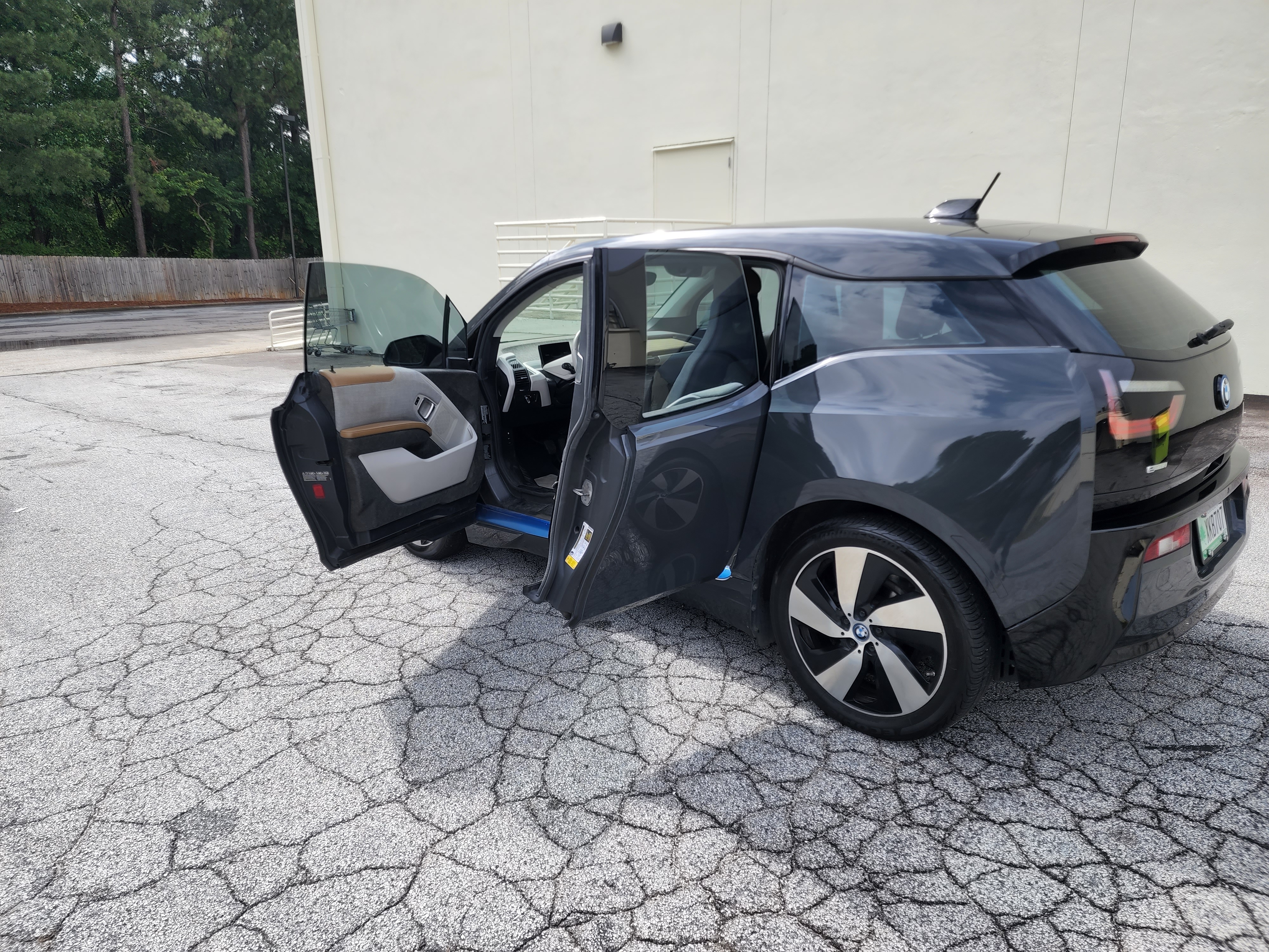 2015 BMW i3 w/ Range Extender