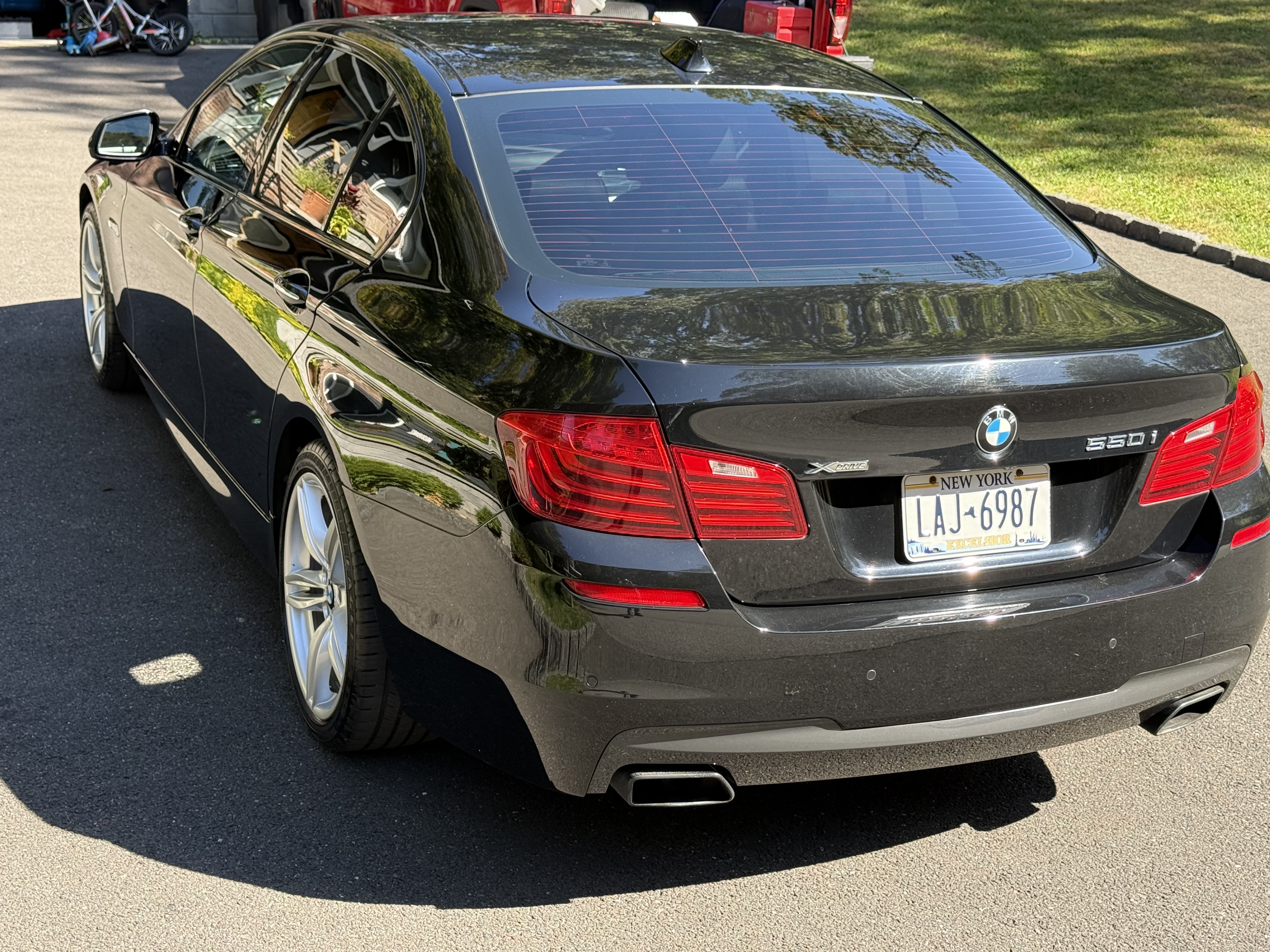 2016 BMW 550i xDrive Sedan