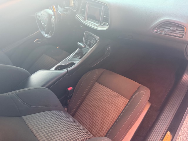 2022 Dodge Challenger SXT