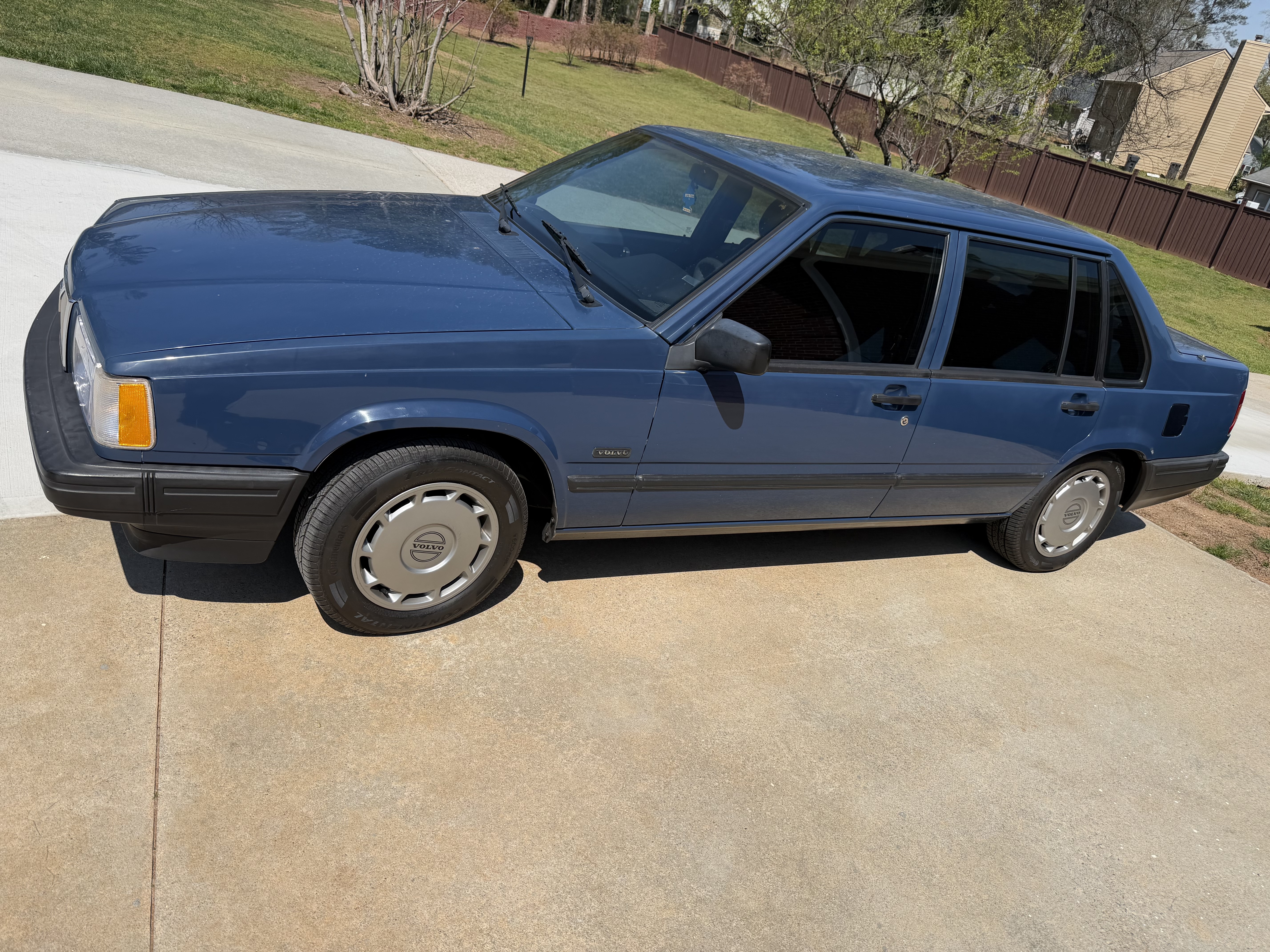 1994 Volvo 940 Sedan