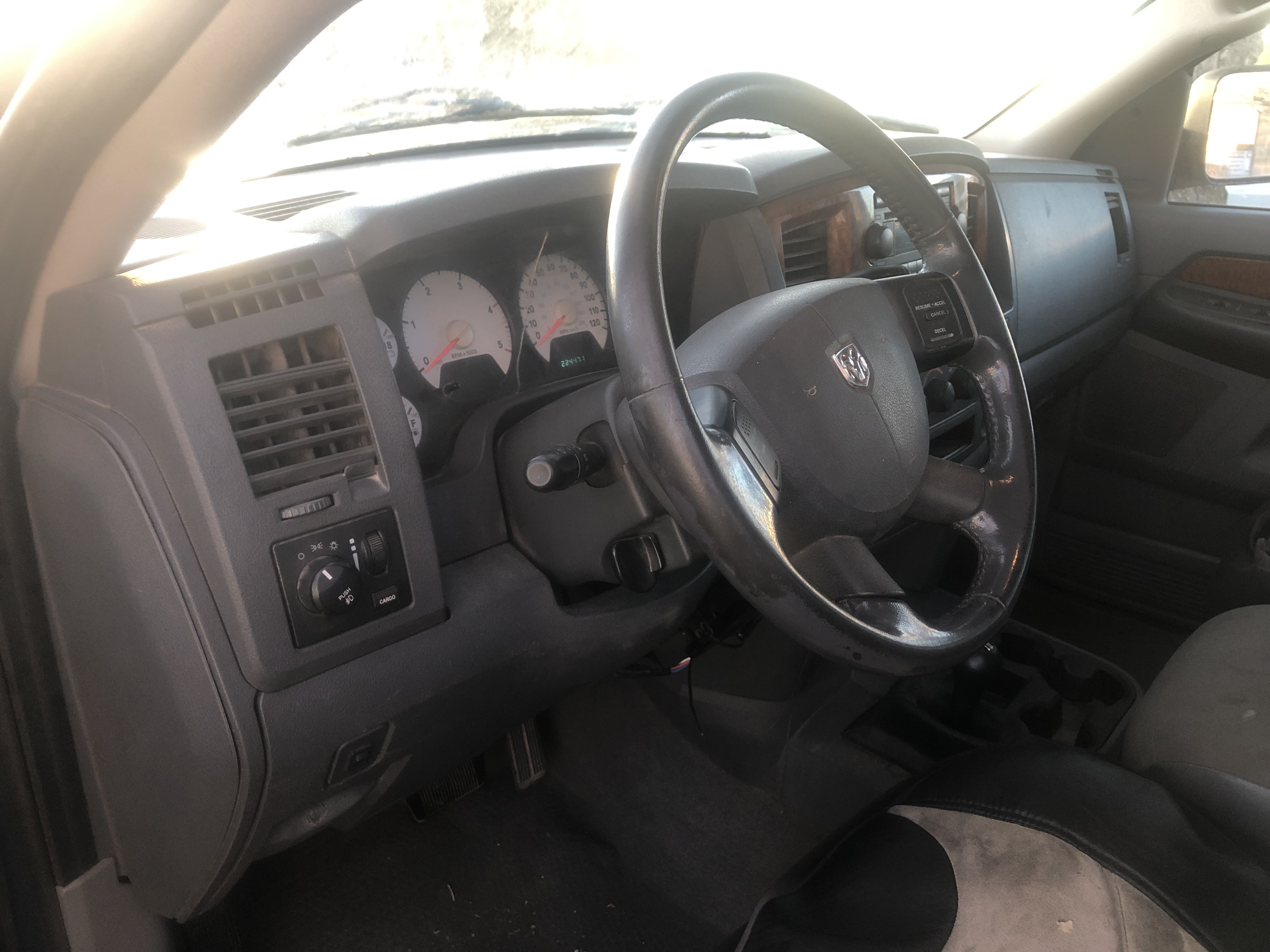 2006 Dodge Ram 2500 Truck SLT