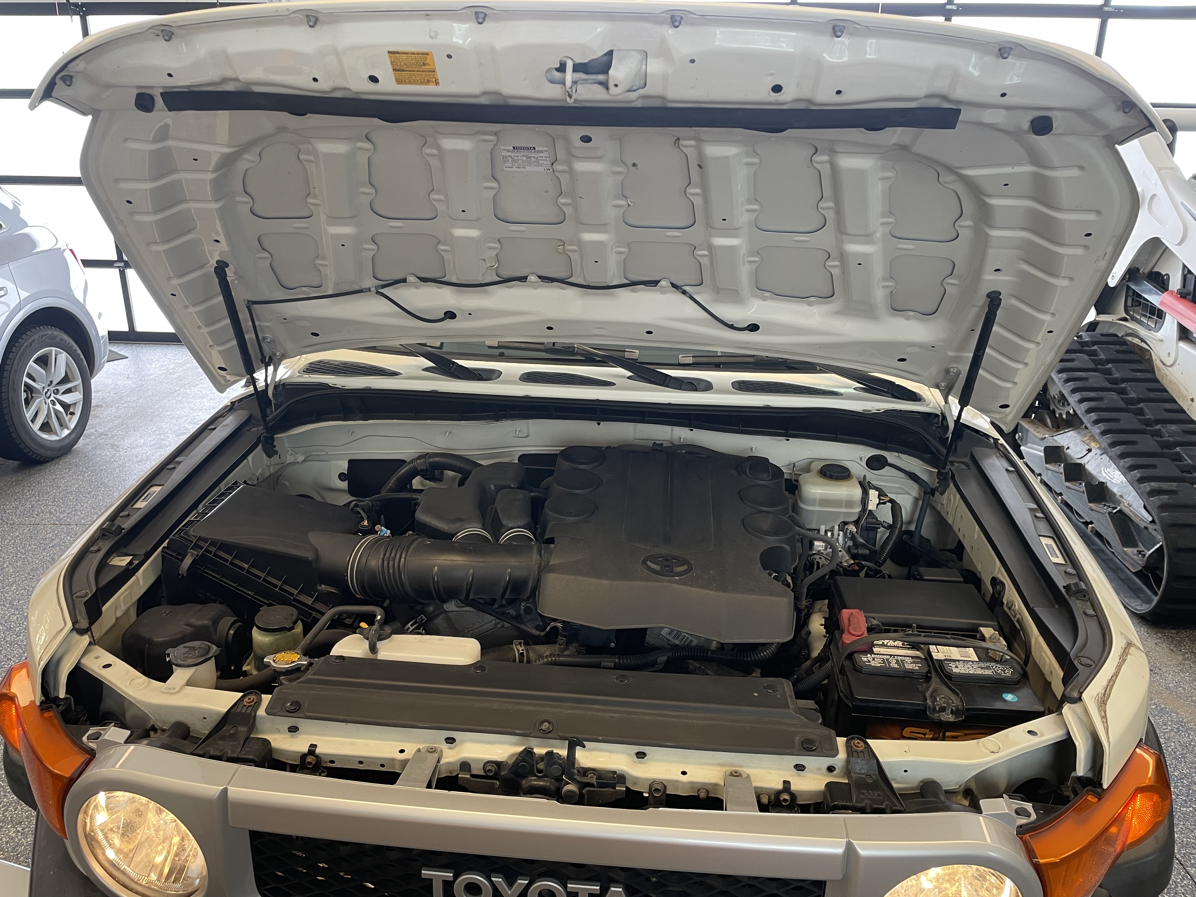 2013 Toyota FJ Cruiser Sport Utility 2D