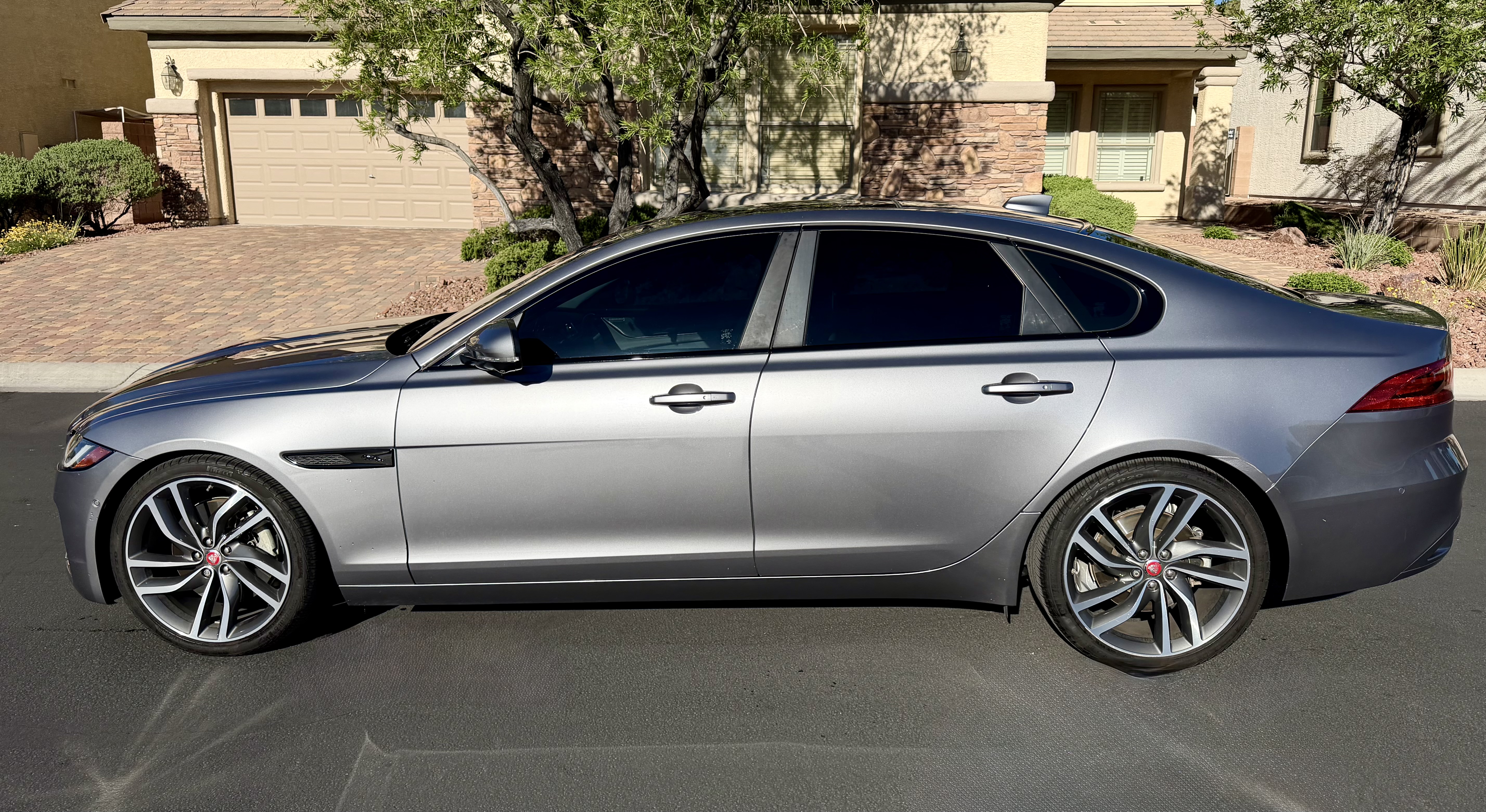 Used 2021 Jaguar XF SE