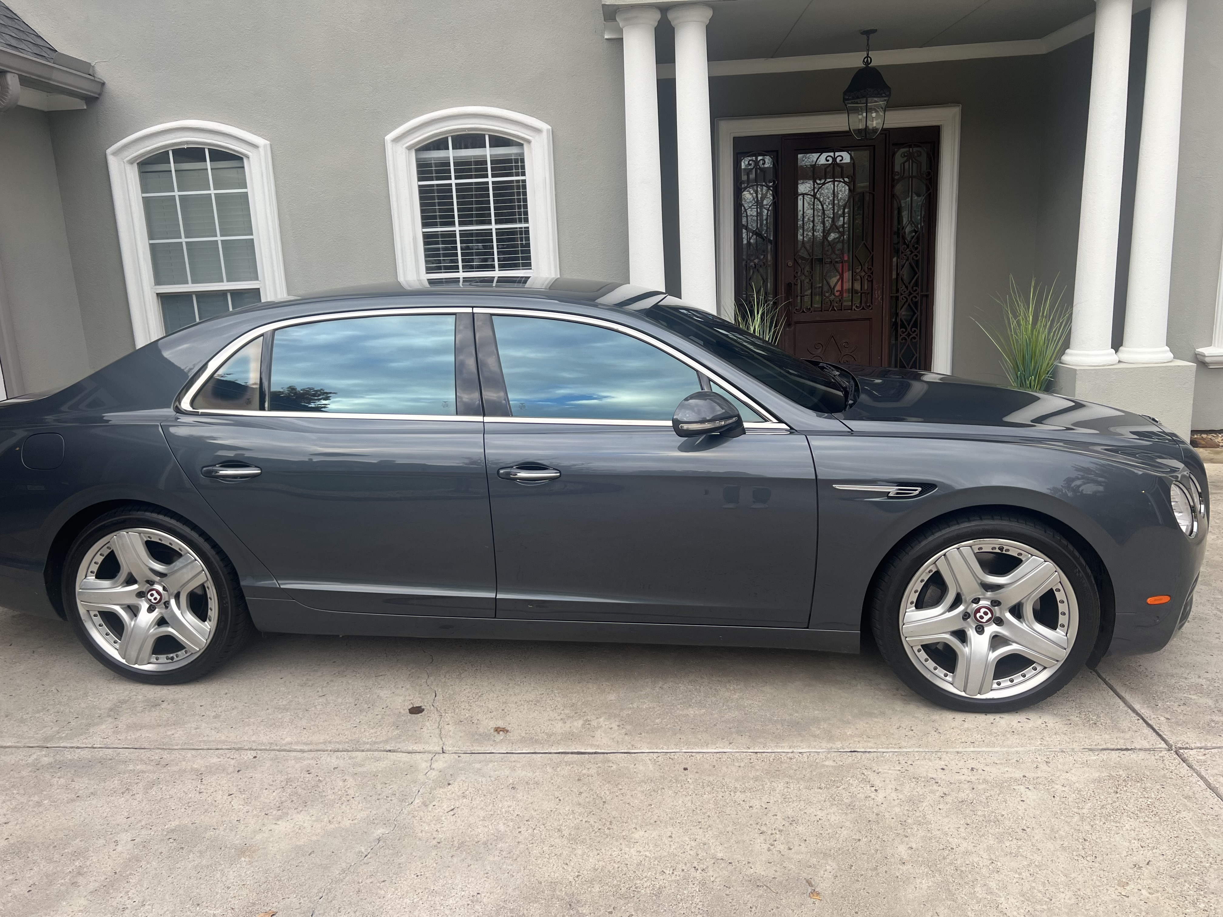 2015 Bentley Flying Spur Base