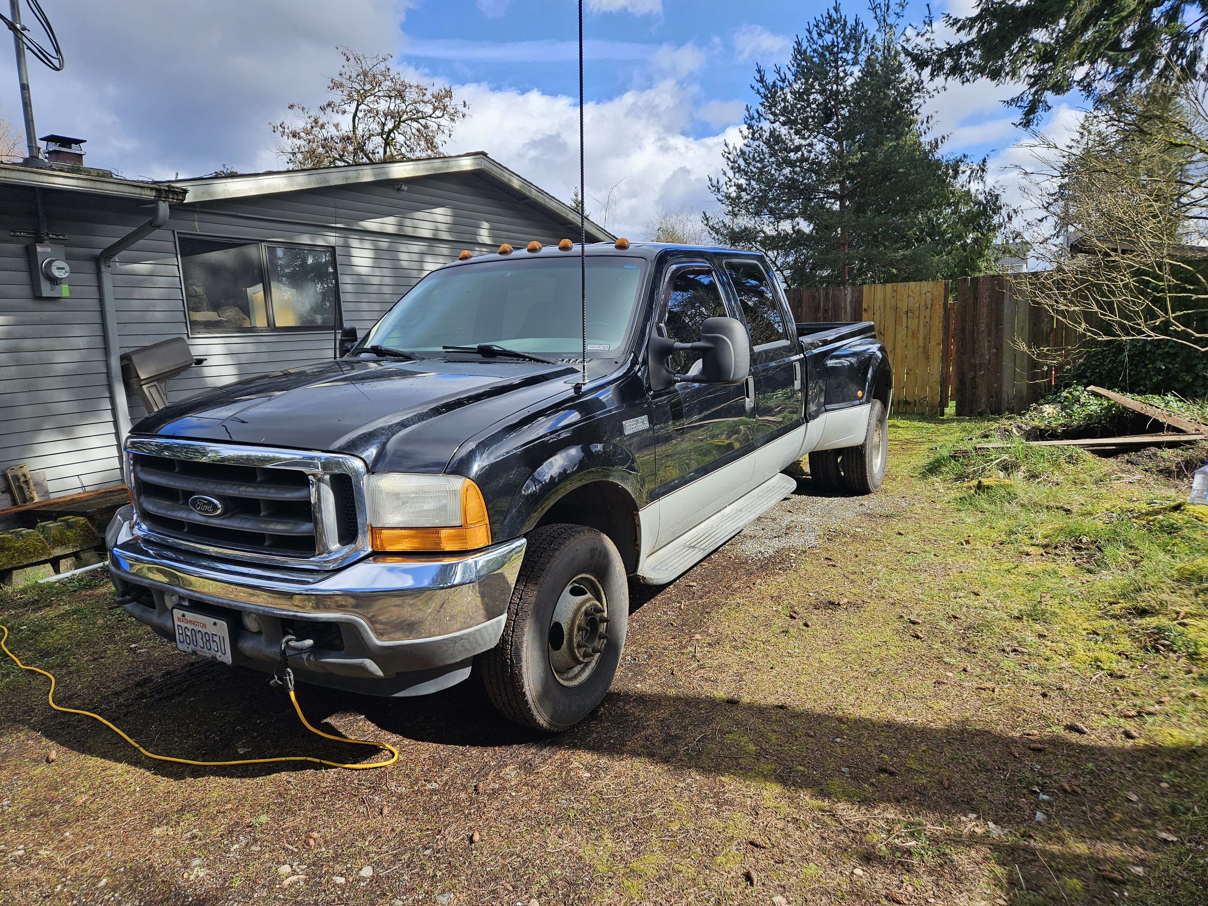 2001 Ford F350 4x4 Crew Cab DRW Super Duty