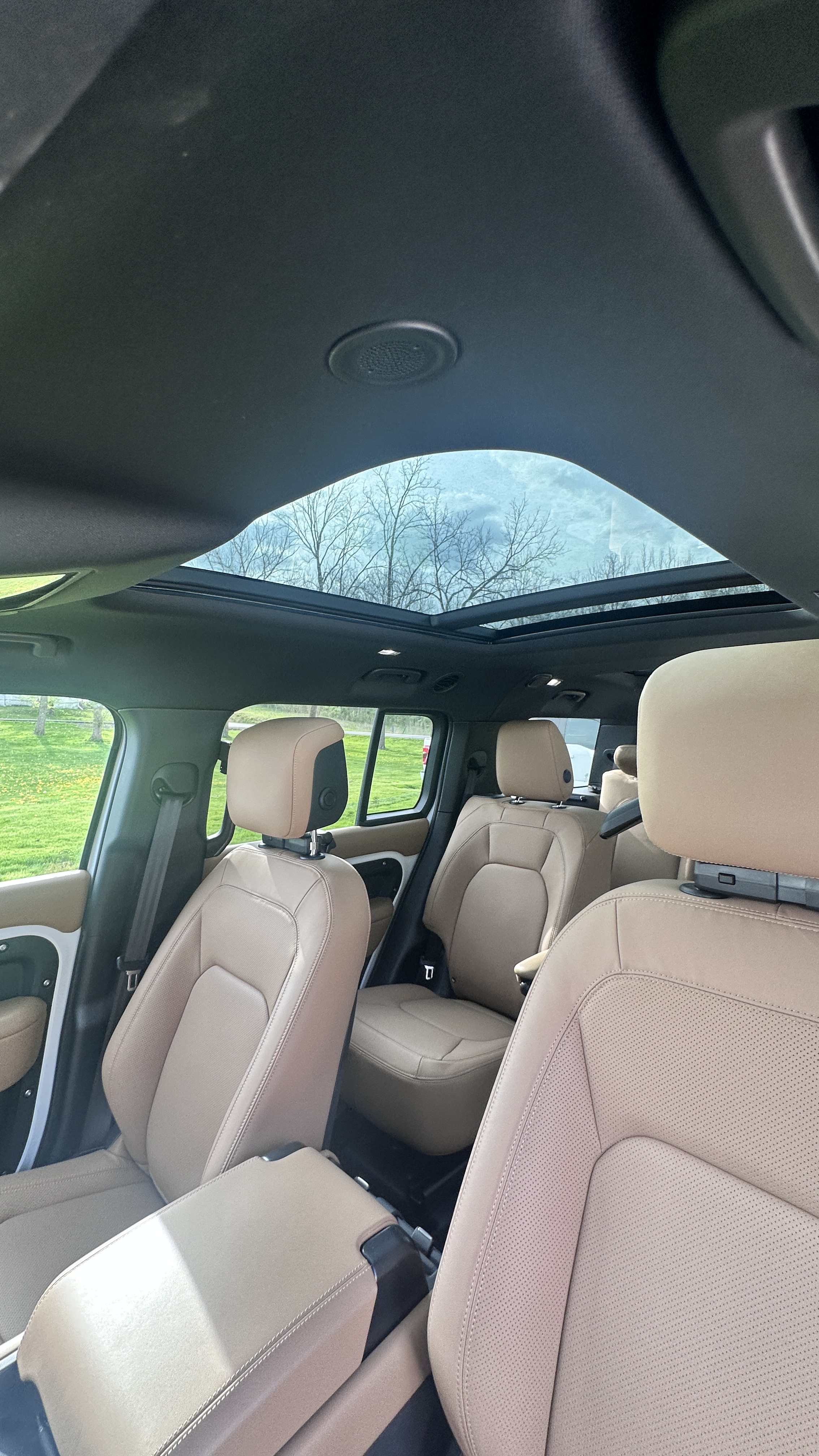 2025 Land Rover Defender 130 S