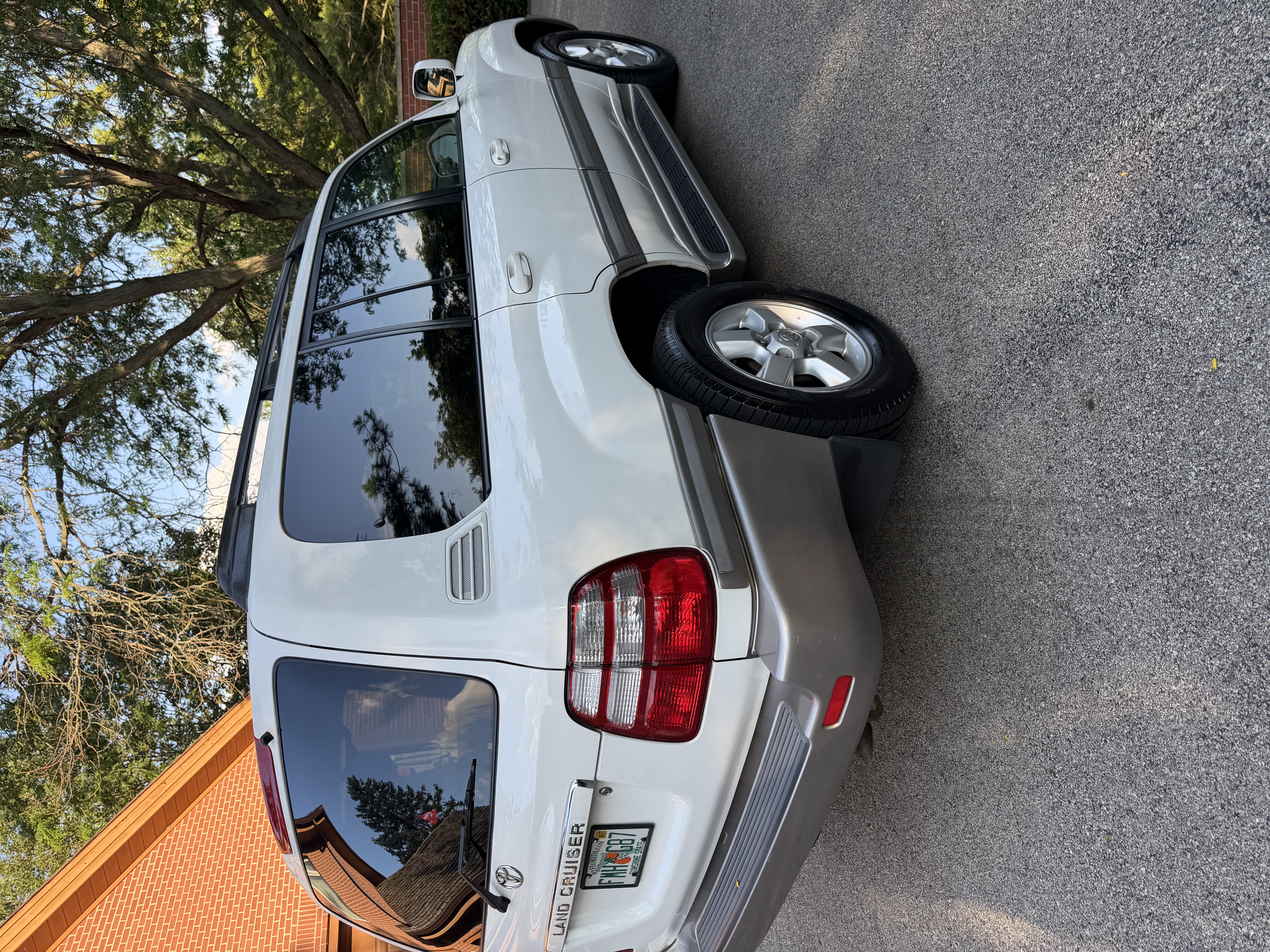 Used 2005 Toyota Land Cruiser