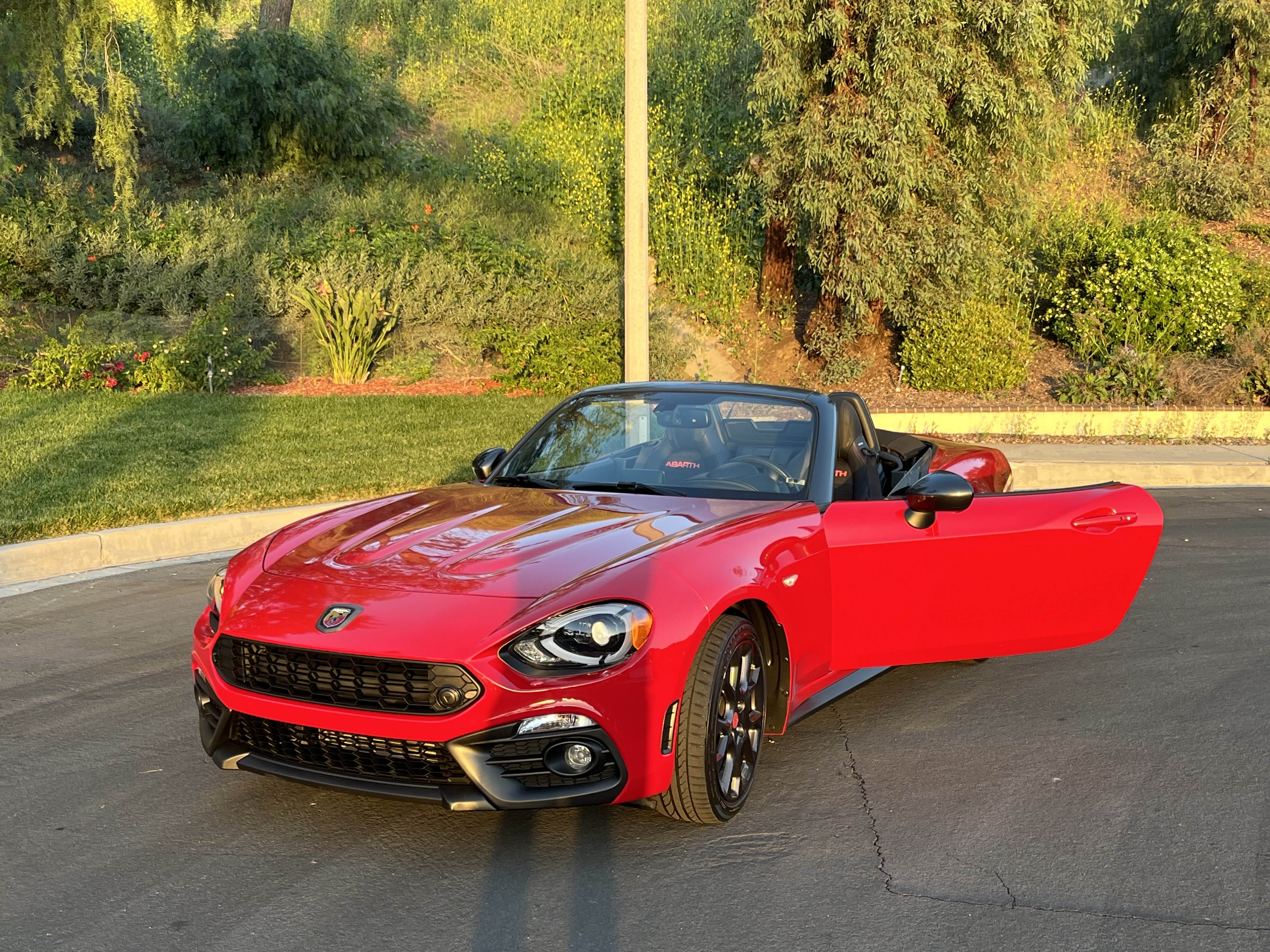 Used 2019 FIAT 124 Spider Abarth w/ Convenience Group