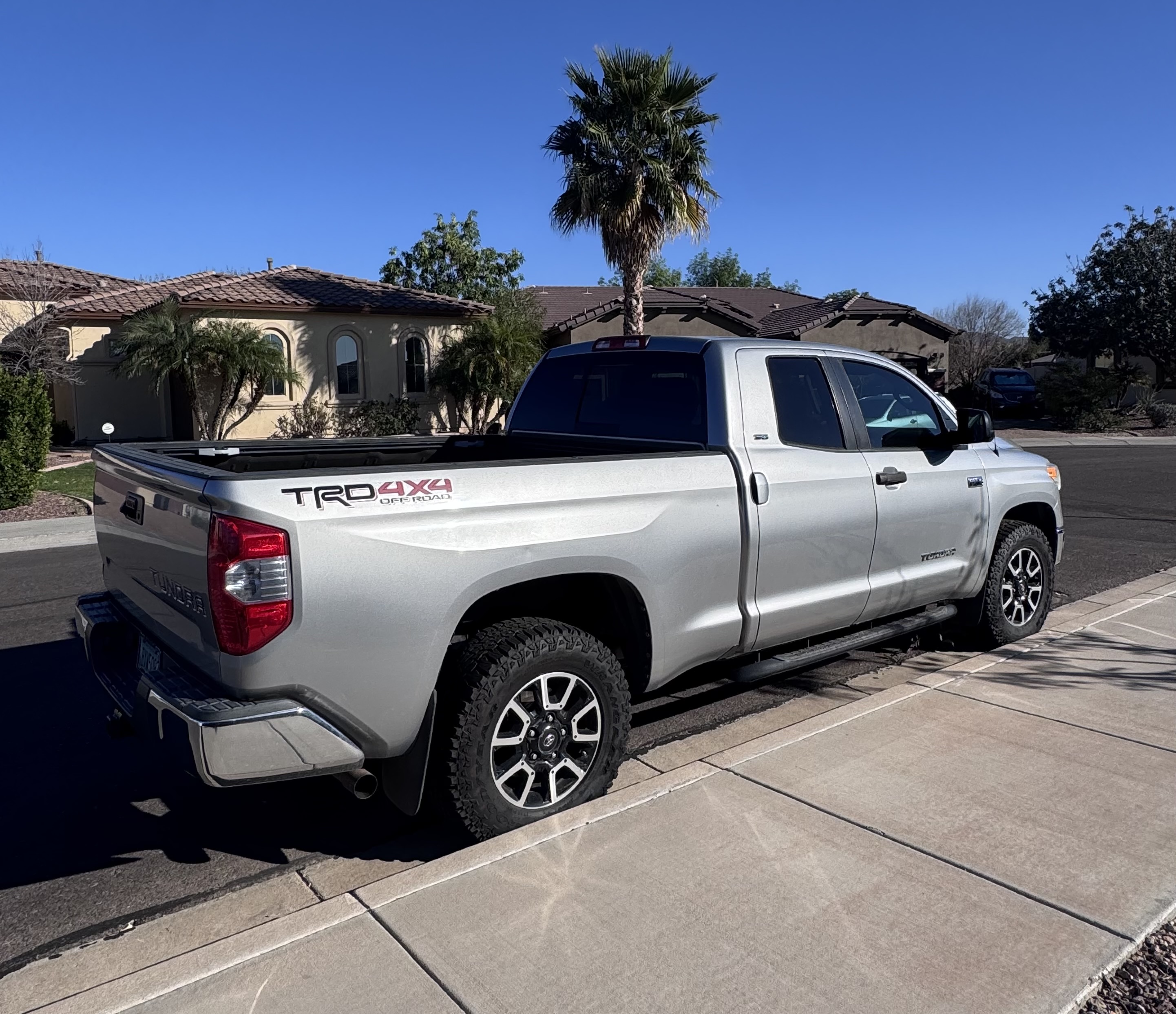 2017 Toyota Tundra SR5