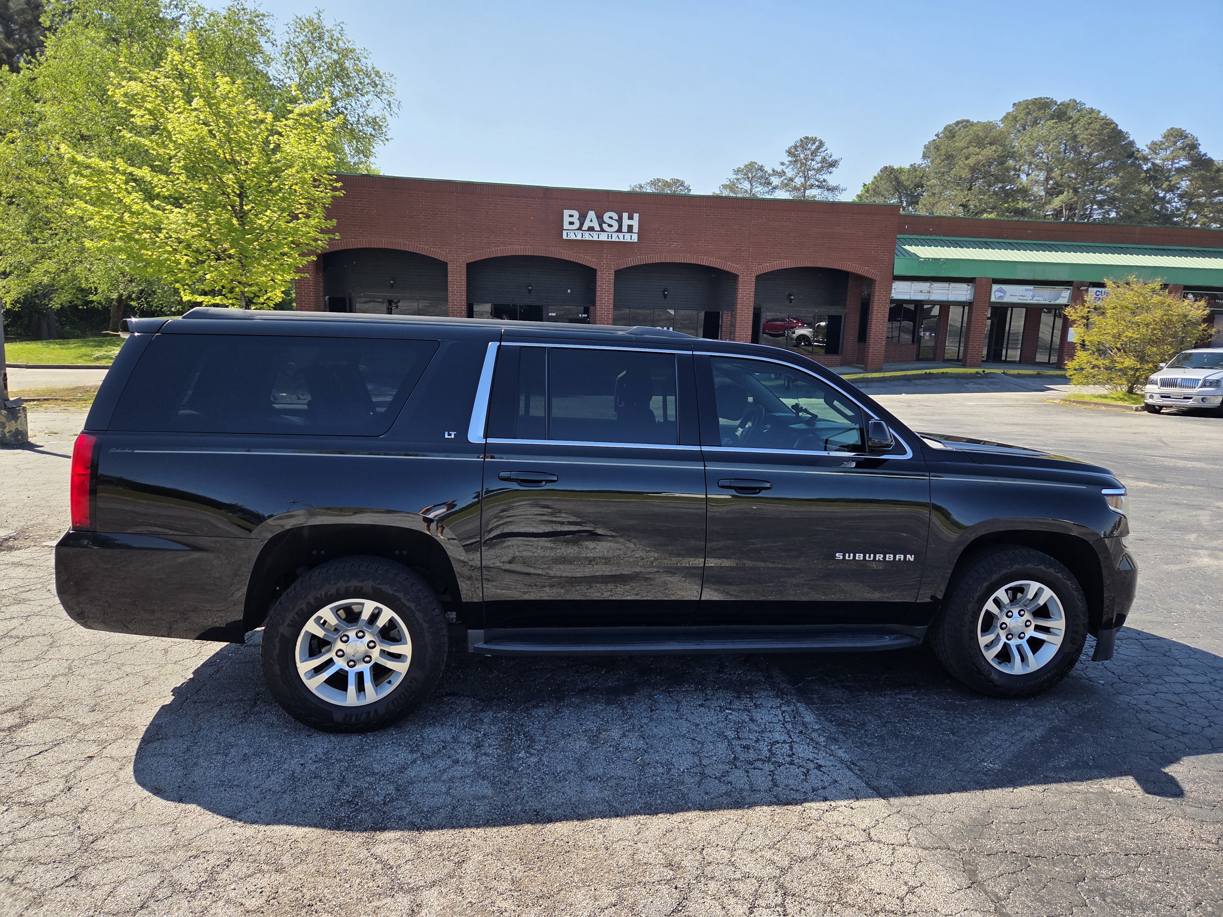 2019 Chevrolet Suburban LT